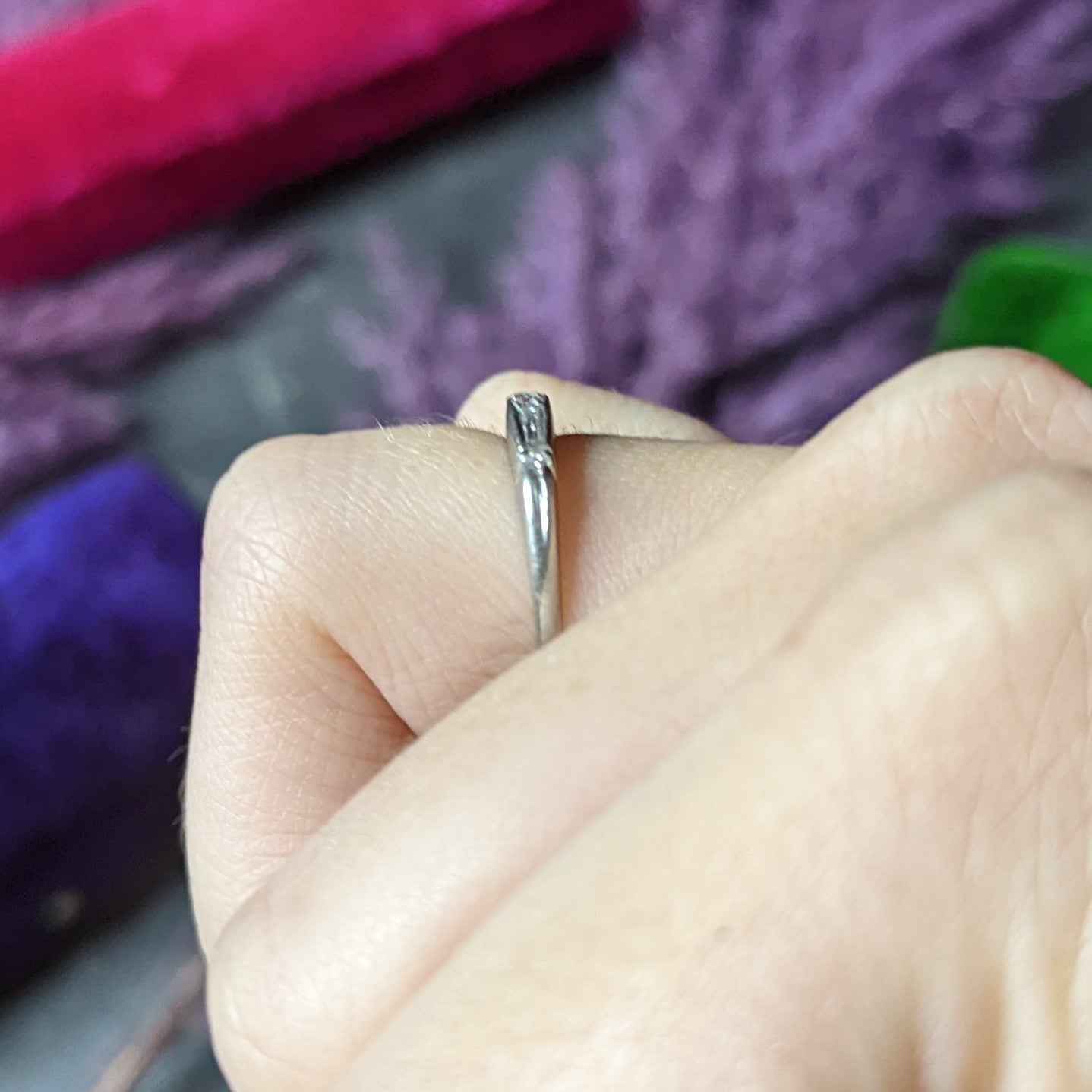 1950's Mid-Century 0.30 CTW Diamond Platinum Wedding Band Vintage Ring Wilson's Estate Jewelry