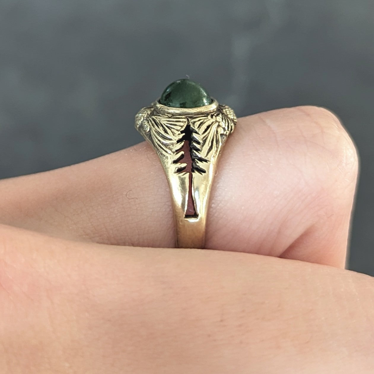 Frank Walter Lawrence Art Nouveau Jade Cabochon 14 Karat Yellow Gold Pine Cone Tree Unisex Antique Ring Wilson's Estate Jewelry