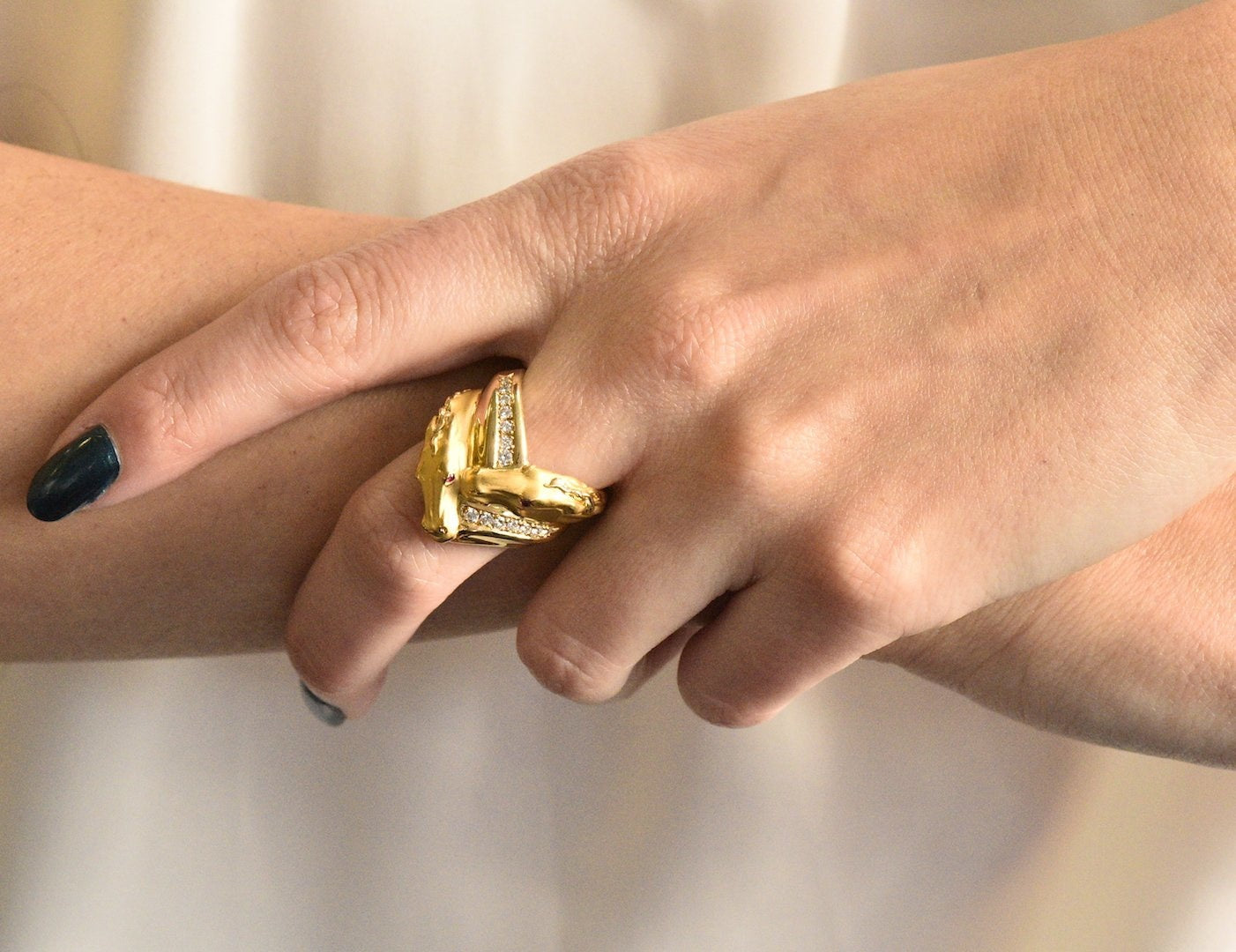Carrera Y Carrera 0.30 CTW Diamond Ruby 18 Karat Gold Ecuestre Horse Ring Wilson's Estate Jewelry
