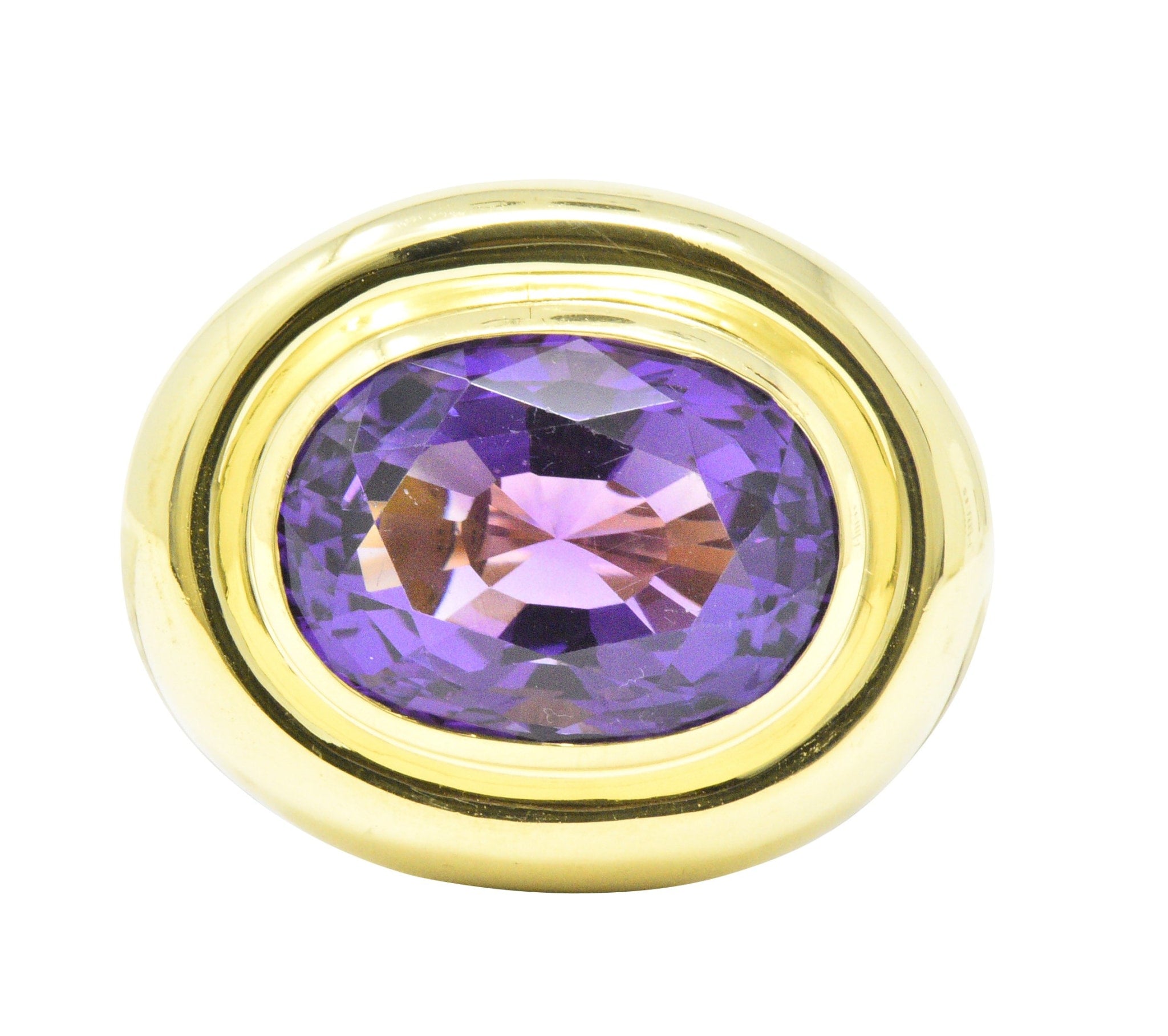 Contemporary 20.00 CTW Amethyst 18 Karat Gold Cocktail Ring Wilson's Estate Jewelry