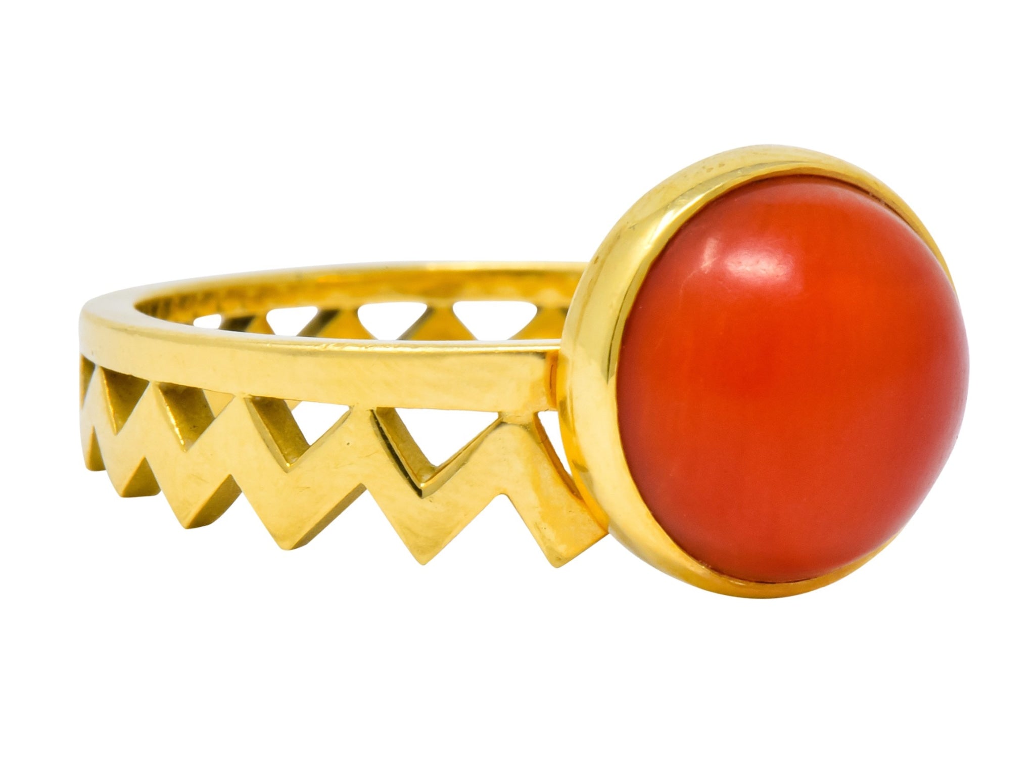 Contemporary Coral 18 Karat Gold Zig Zag Stacking Ring - Wilson's Estate Jewelry