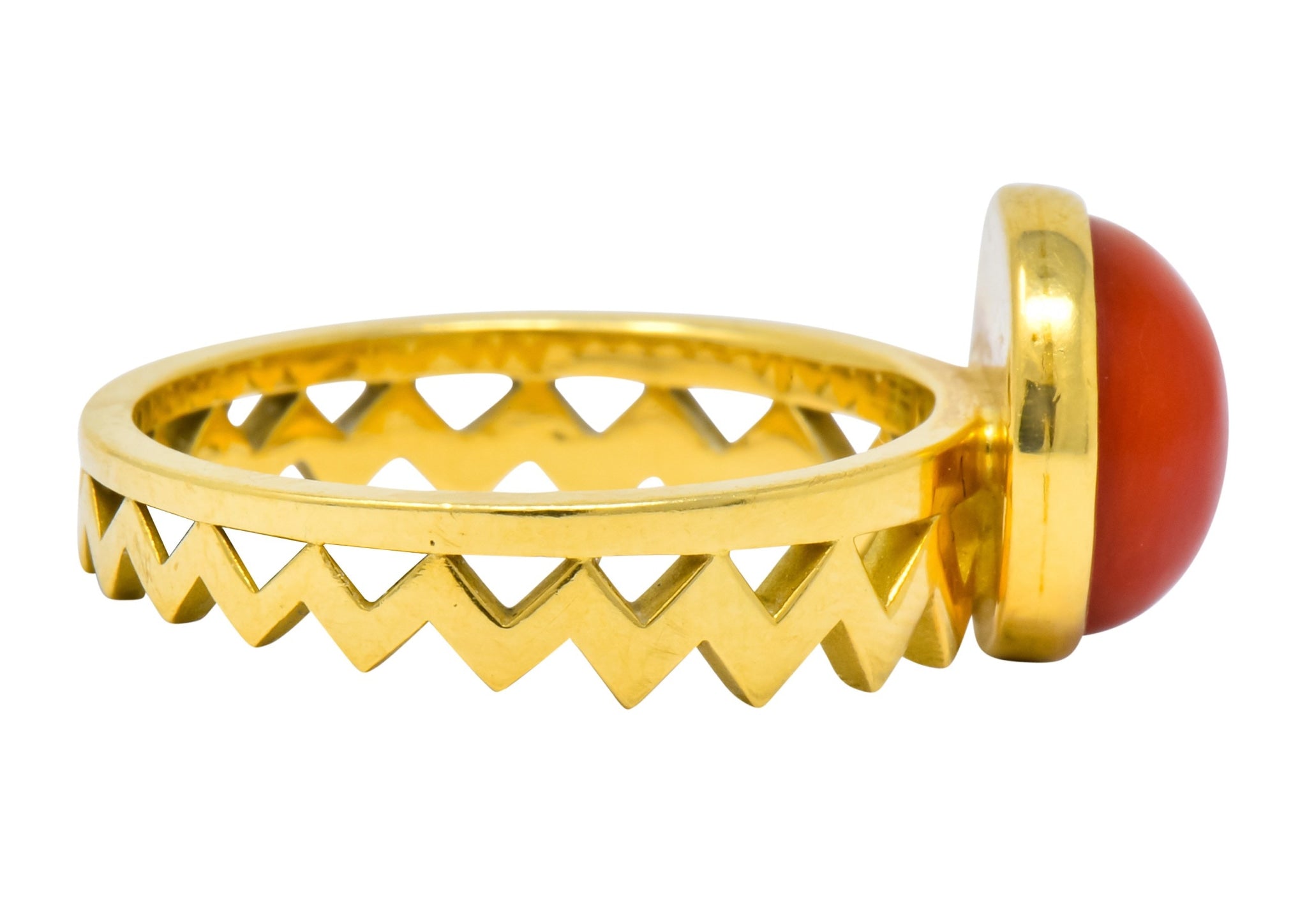 Contemporary Coral 18 Karat Gold Zig Zag Stacking Ring - Wilson's Estate Jewelry