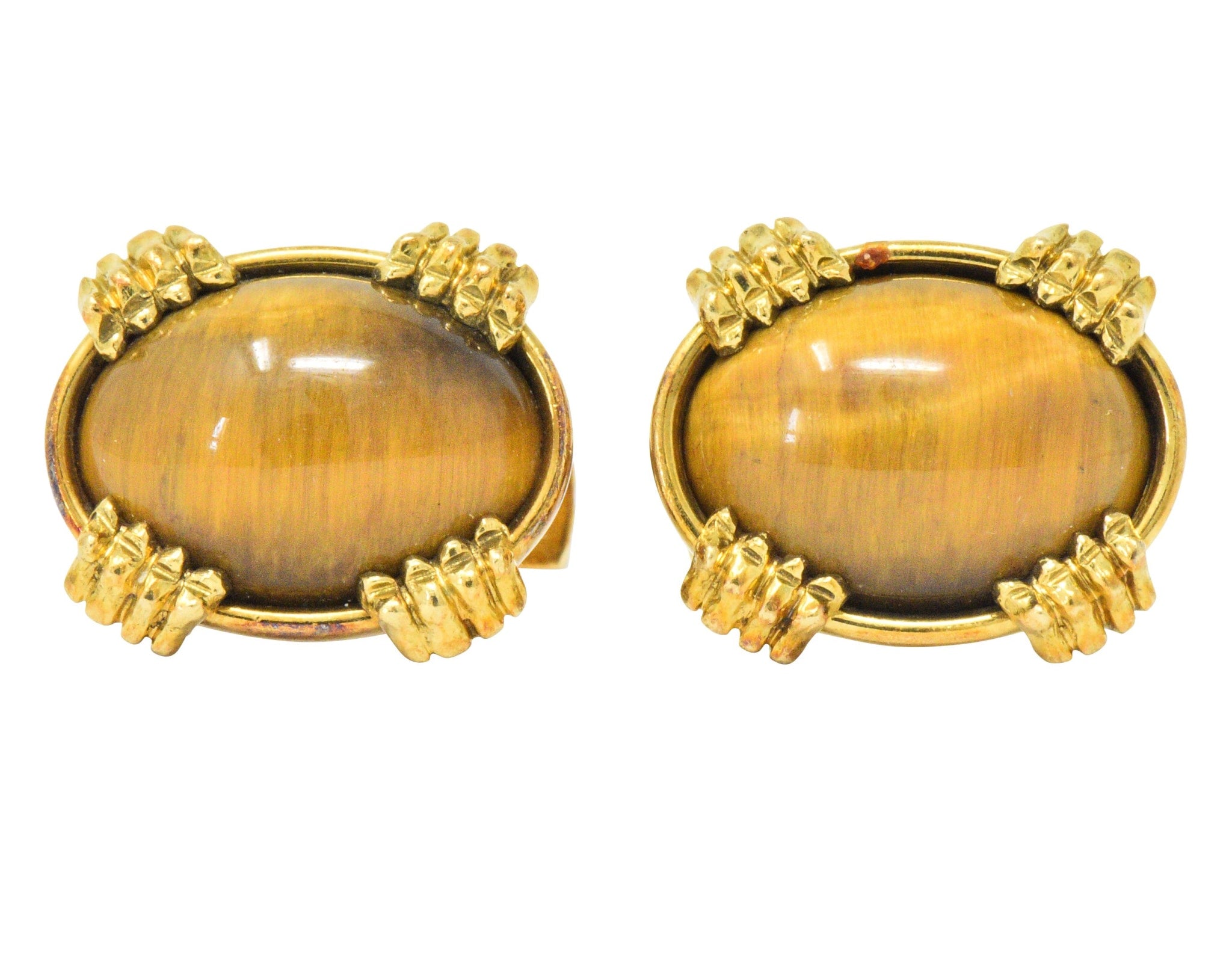 Vintage Tiger's Eye Cabochon 18 Karat Gold Clawed Men's Cufflinks Wilson's Estate Jewelry