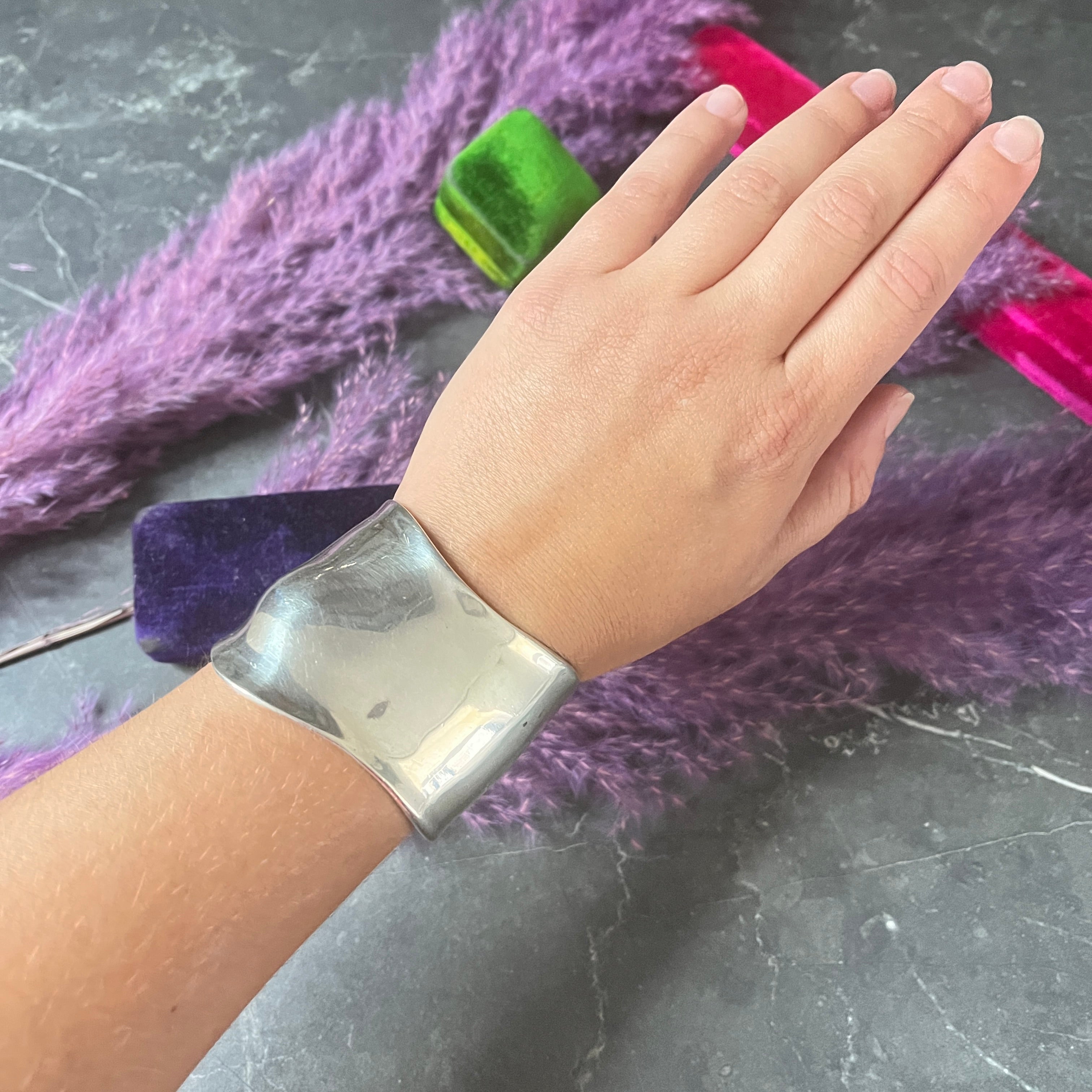 Vintage Elsa Peretti Tiffany & Co. Sterling Silver Bone Cuff Bracelet Wilson's Estate Jewelry