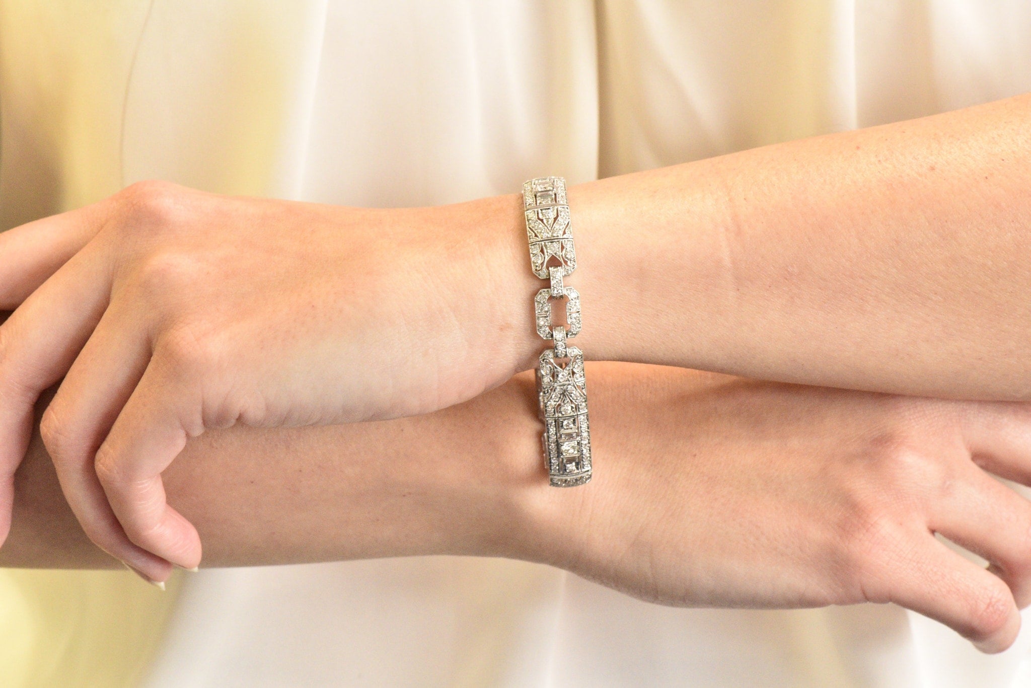 Lovely Art Deco 6.15 CTW Diamond Platinum Old European Bracelet Wilson's Estate Jewelry