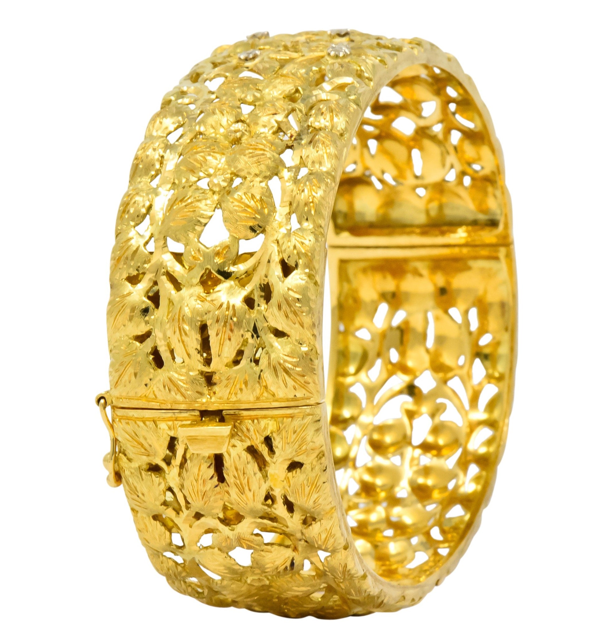 Milor 18 Karat Gold Hinged Bangle Bracelet - Wilson's Estate Jewelry