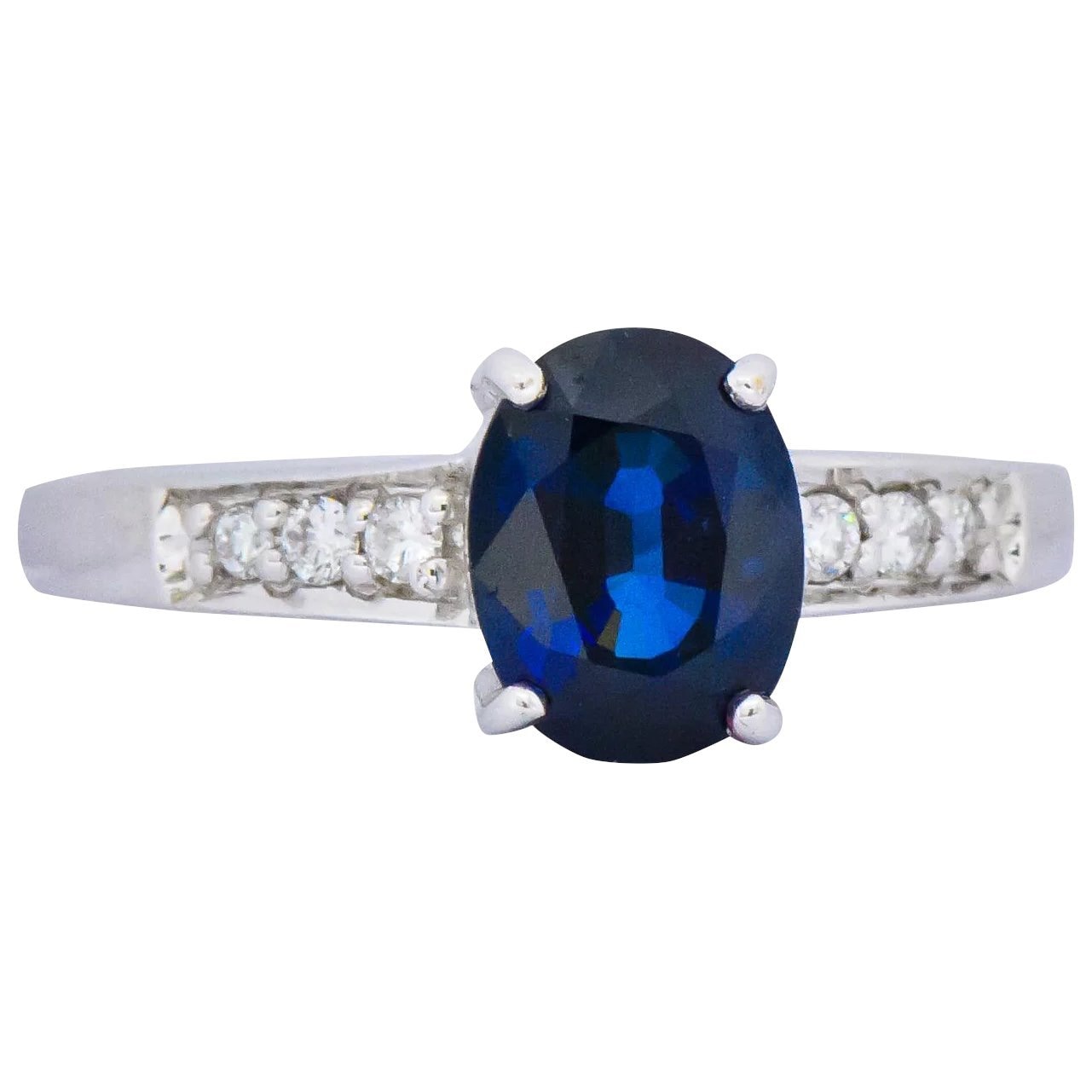 Splendid Contemporary 1.60 CTW Sapphire Diamond 18 Karat White Gold Ring Wilson's Estate Jewelry