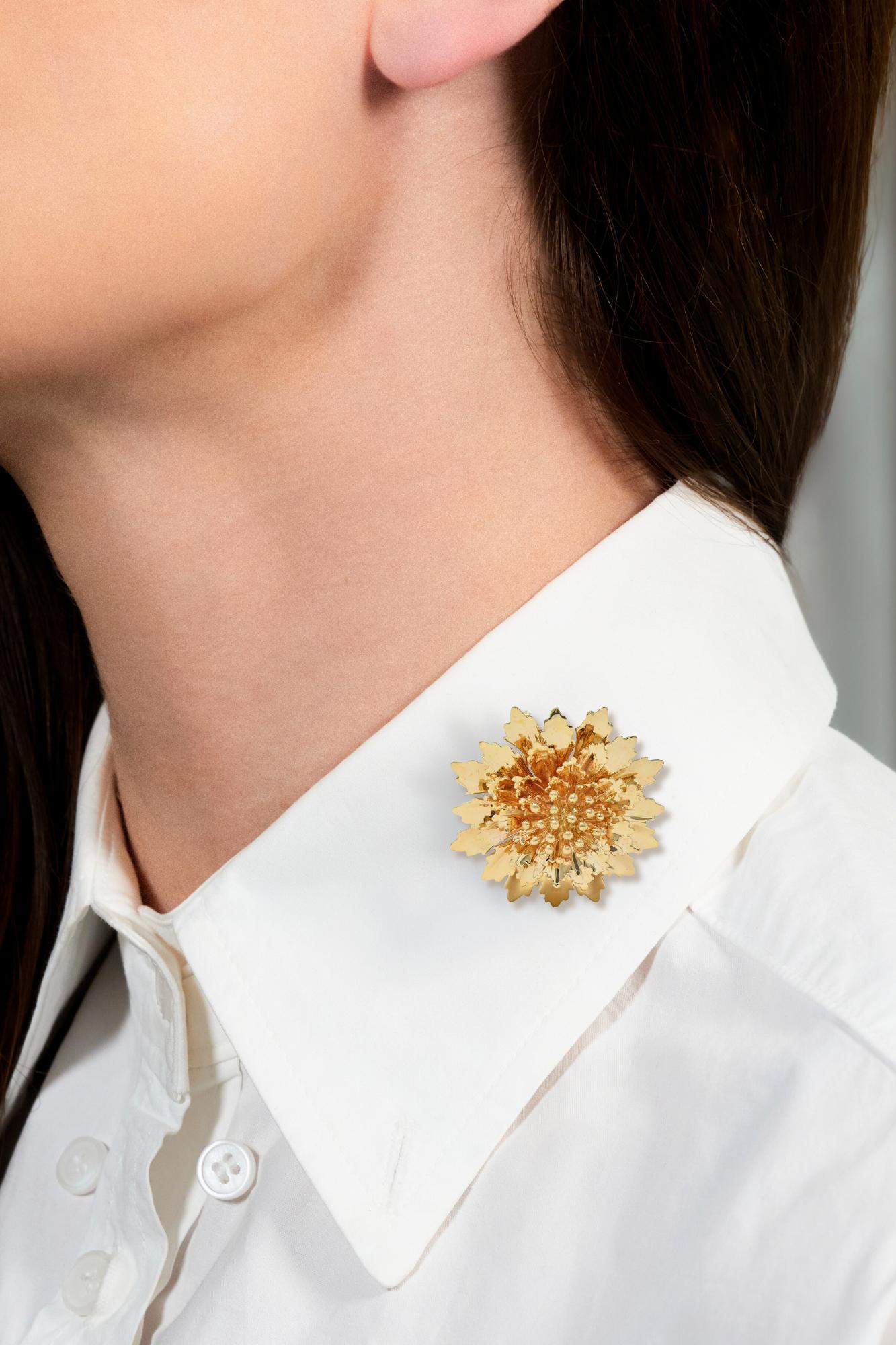 Tiffany & Co. 1960's 14 Karat Yellow Gold Vintage Chrysanthemum Flower Brooch