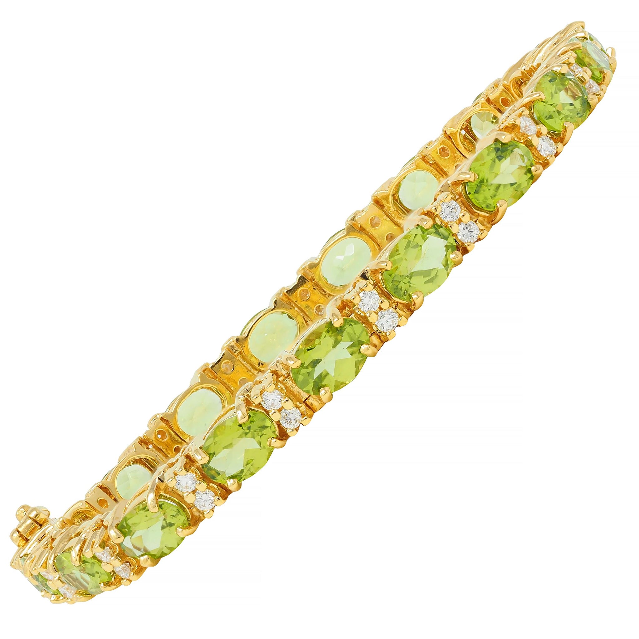 Vintage 20.14 CTW Oval Cut Peridot Diamond 18 Karat Yellow Gold Line B