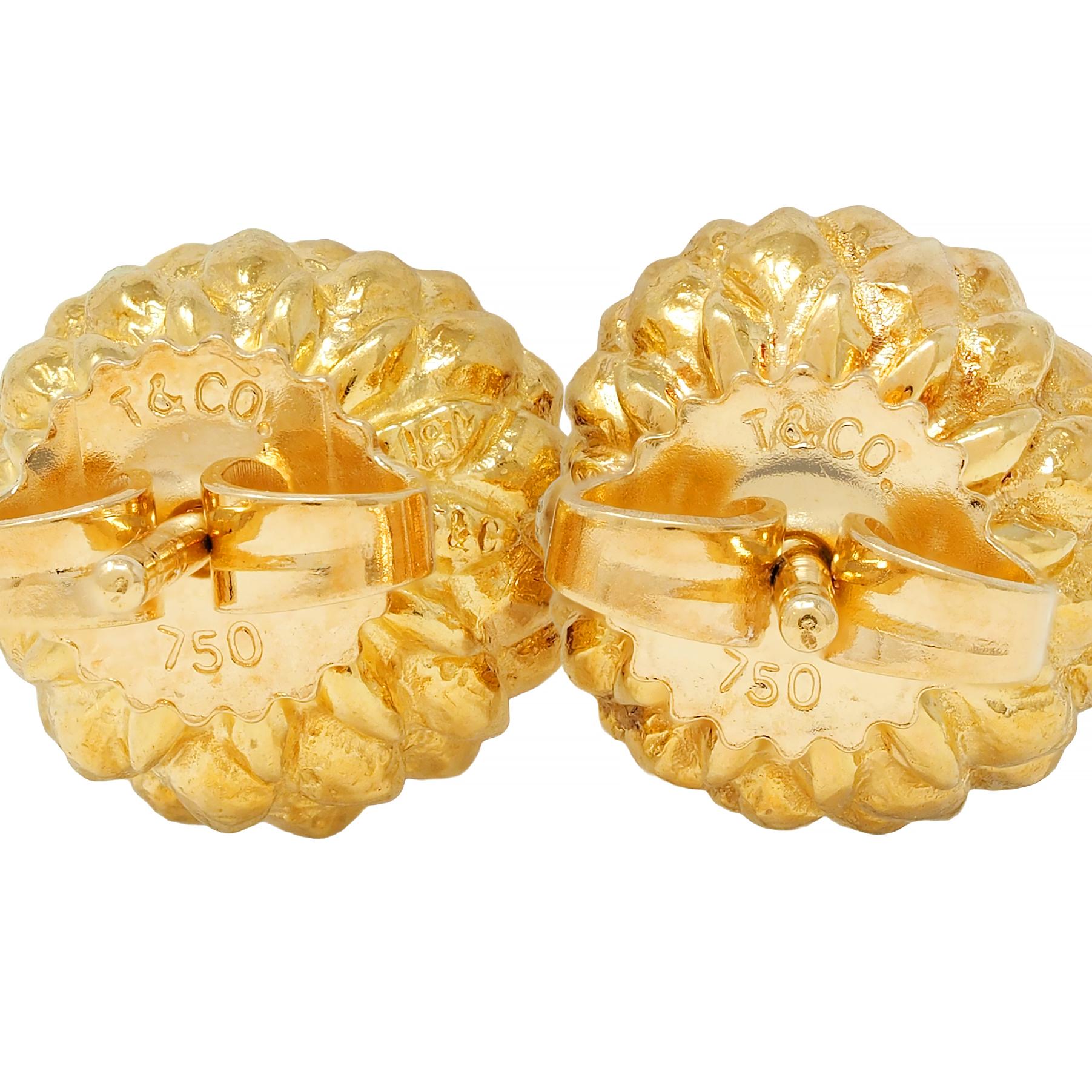 Tiffany & Co. 1960's Coral 18 Karat Yellow Gold Vintage Acorn Stud Earrings