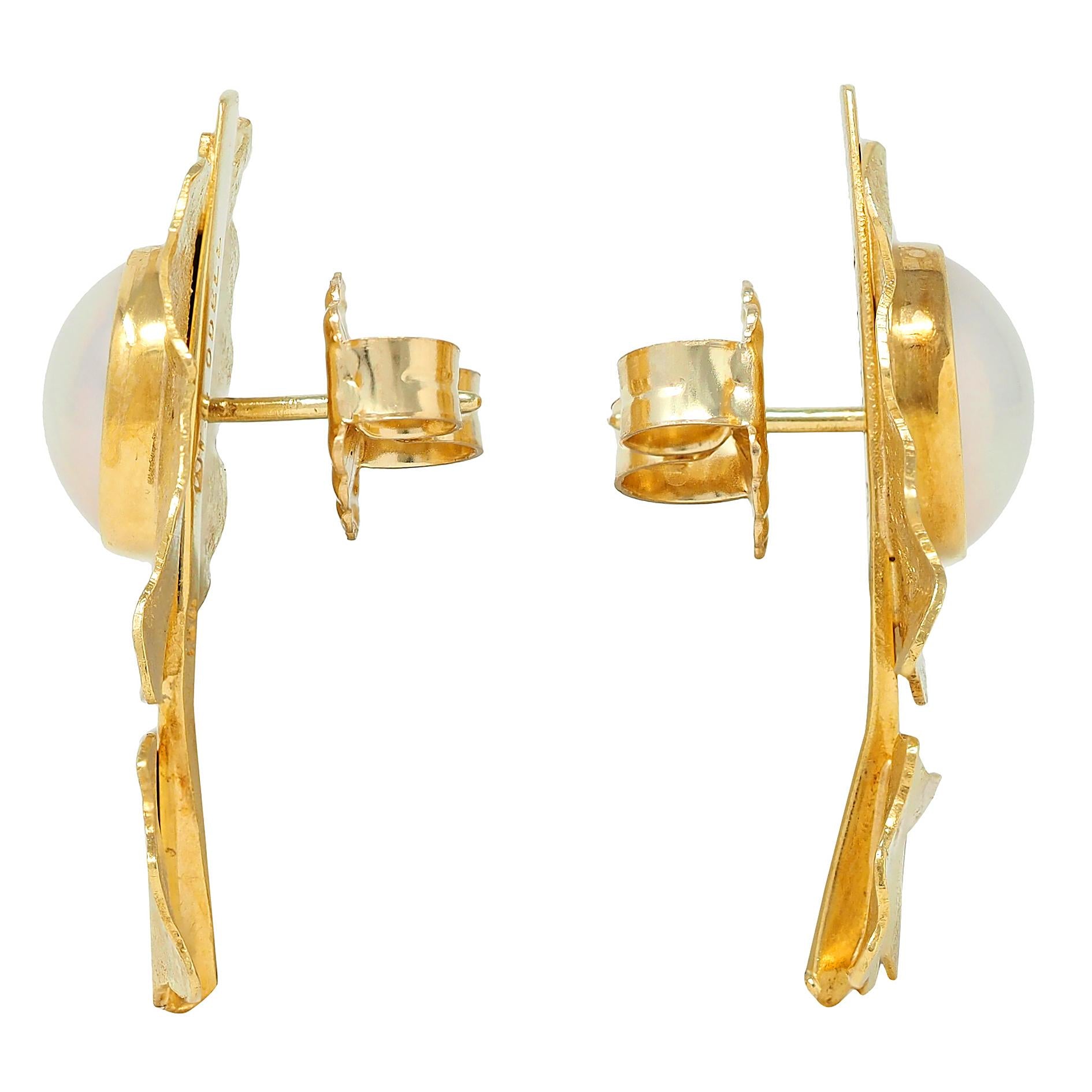 Tom Odell 1980's Mabe Pearl 18 Karat Gold Vintage Studio Art Flower Earrings