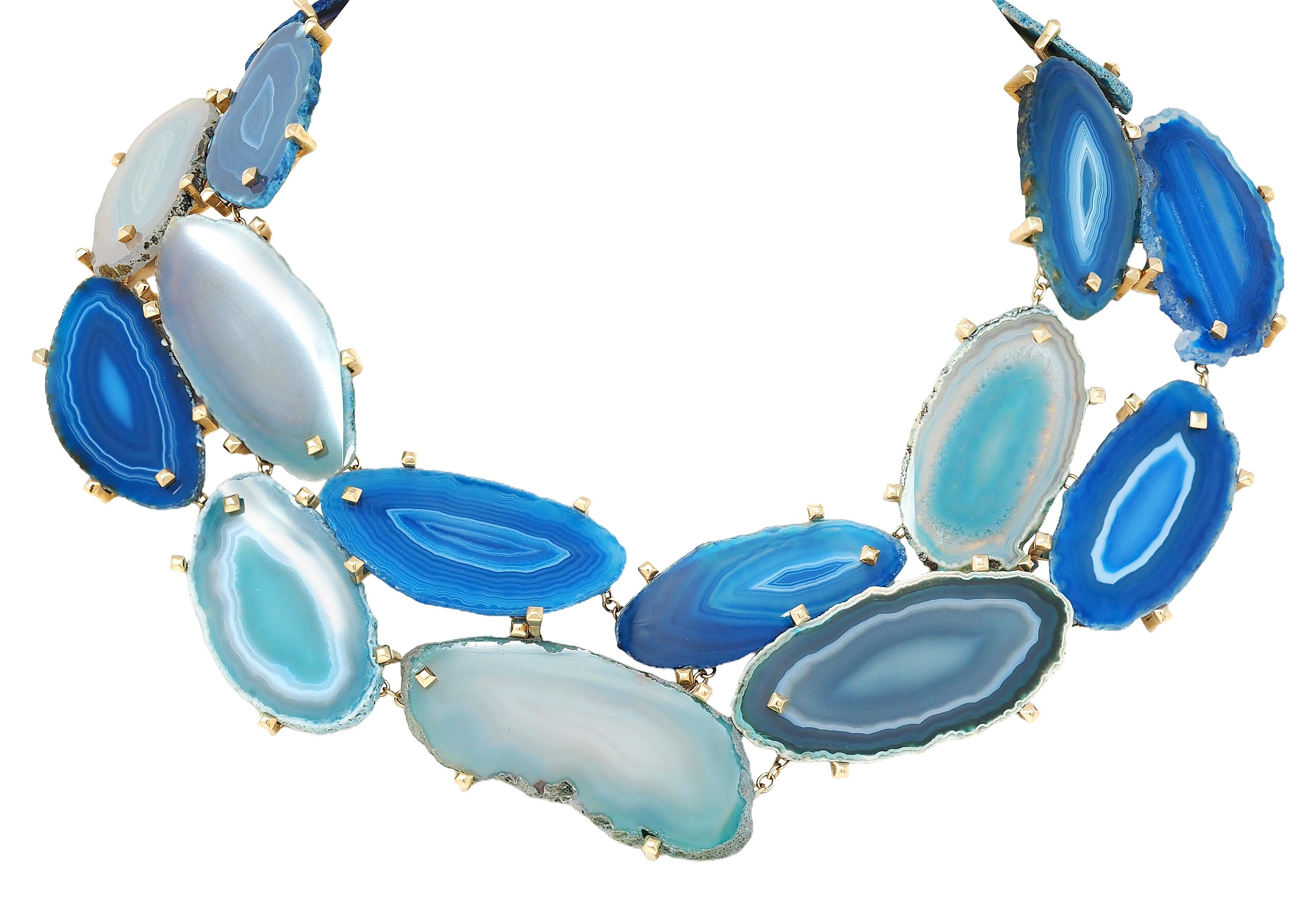 Gucci 2009 Spring Blue Agate 18 Karat Yellow Gold Collar Statement Necklace