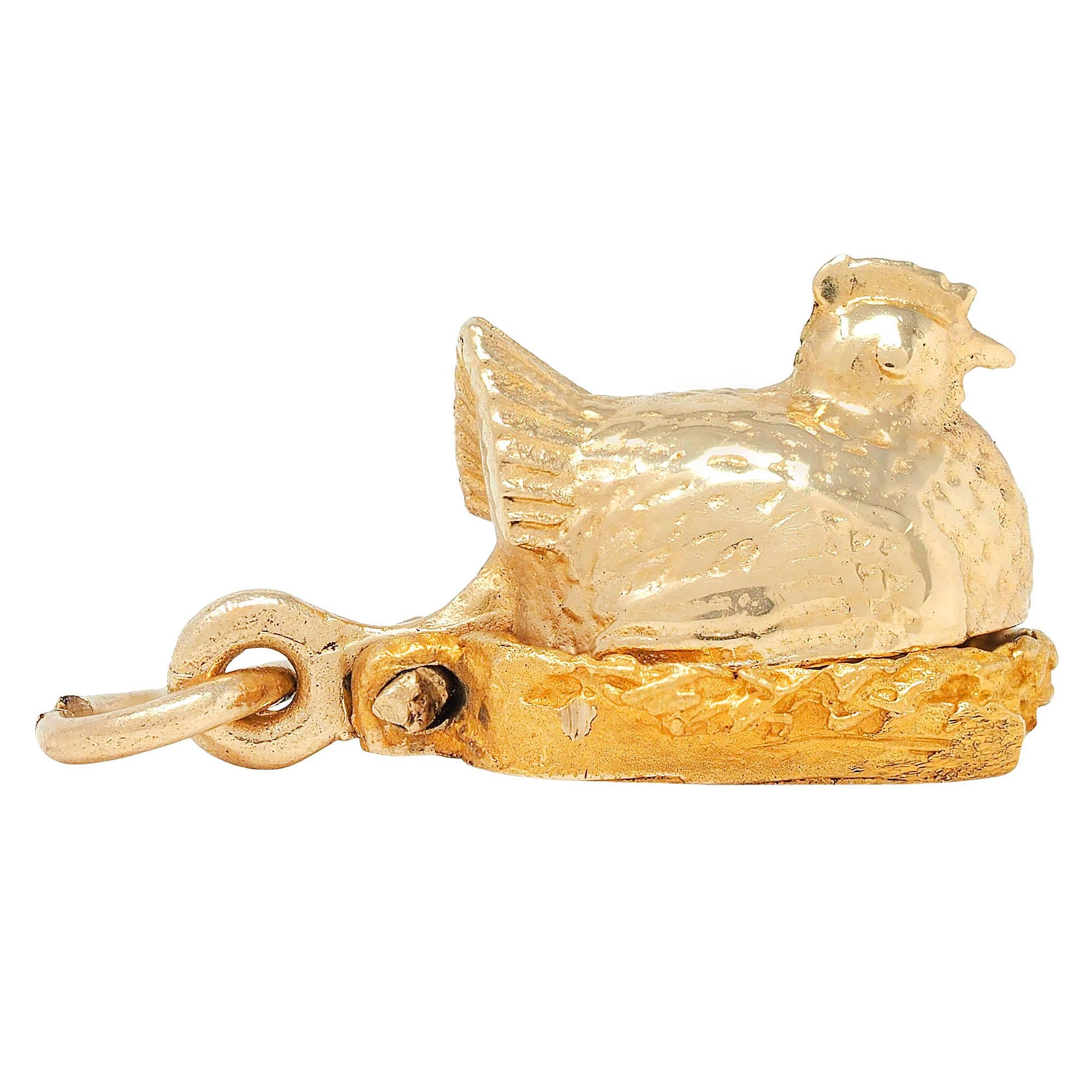 1950's 14 Karat Yellow Gold Vintage Mother Hen Charm