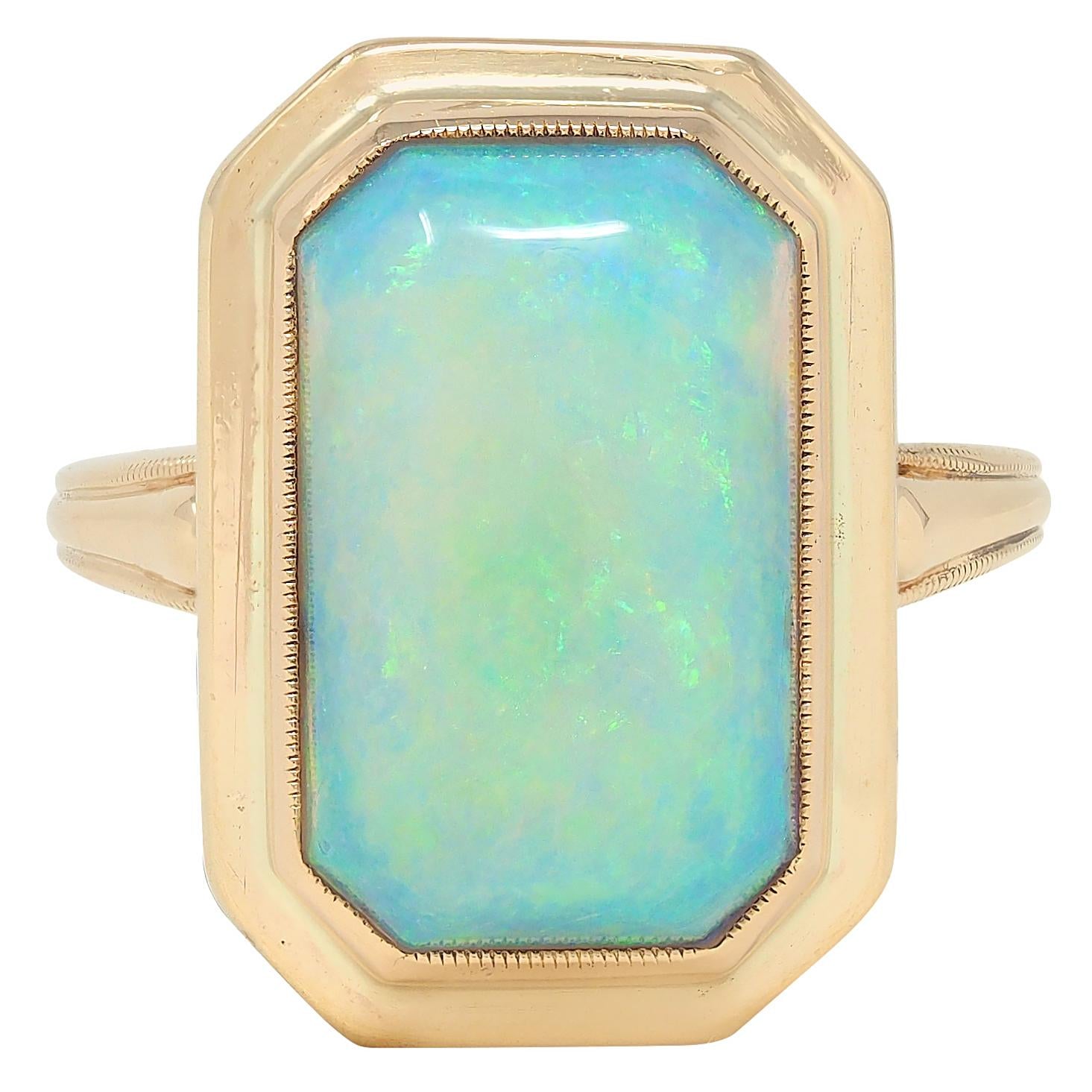 Early Art Deco Opal 14 Karat Yellow Gold Antique Cocktail Ring