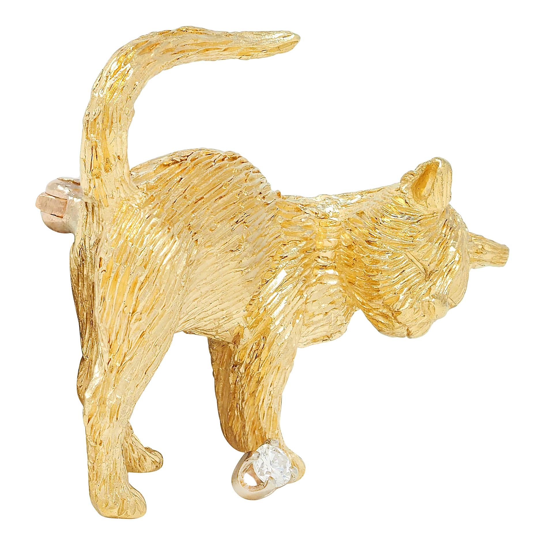 1960's Diamond 18 Karat Two-Tone Yellow White Gold Vintage Cat Brooch
