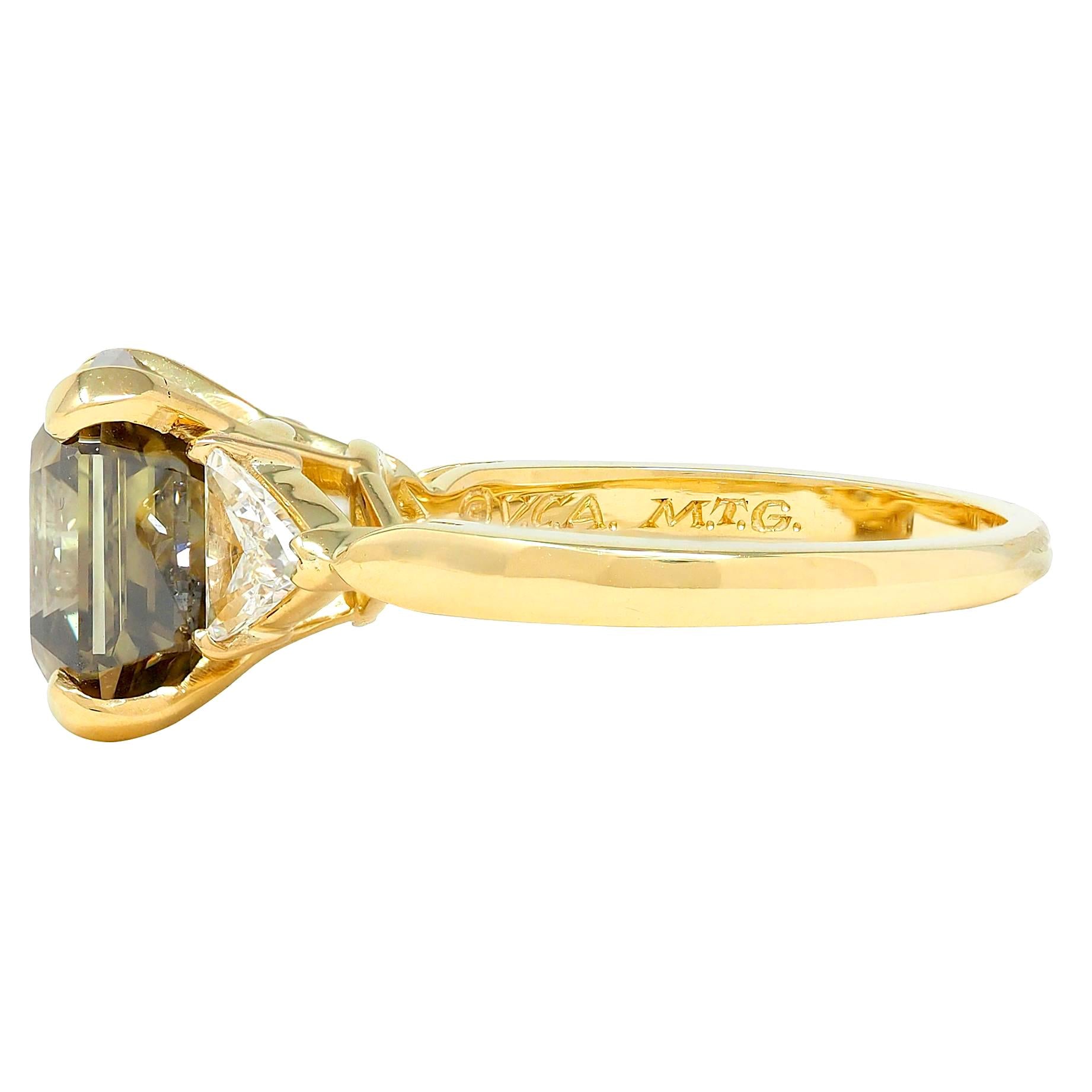 Van Cleef & Arpels 1990's 5.31 CTW Fancy Green Asscher Cut Diamond 18 Karat Yellow Gold Vintage Three Stone Ring