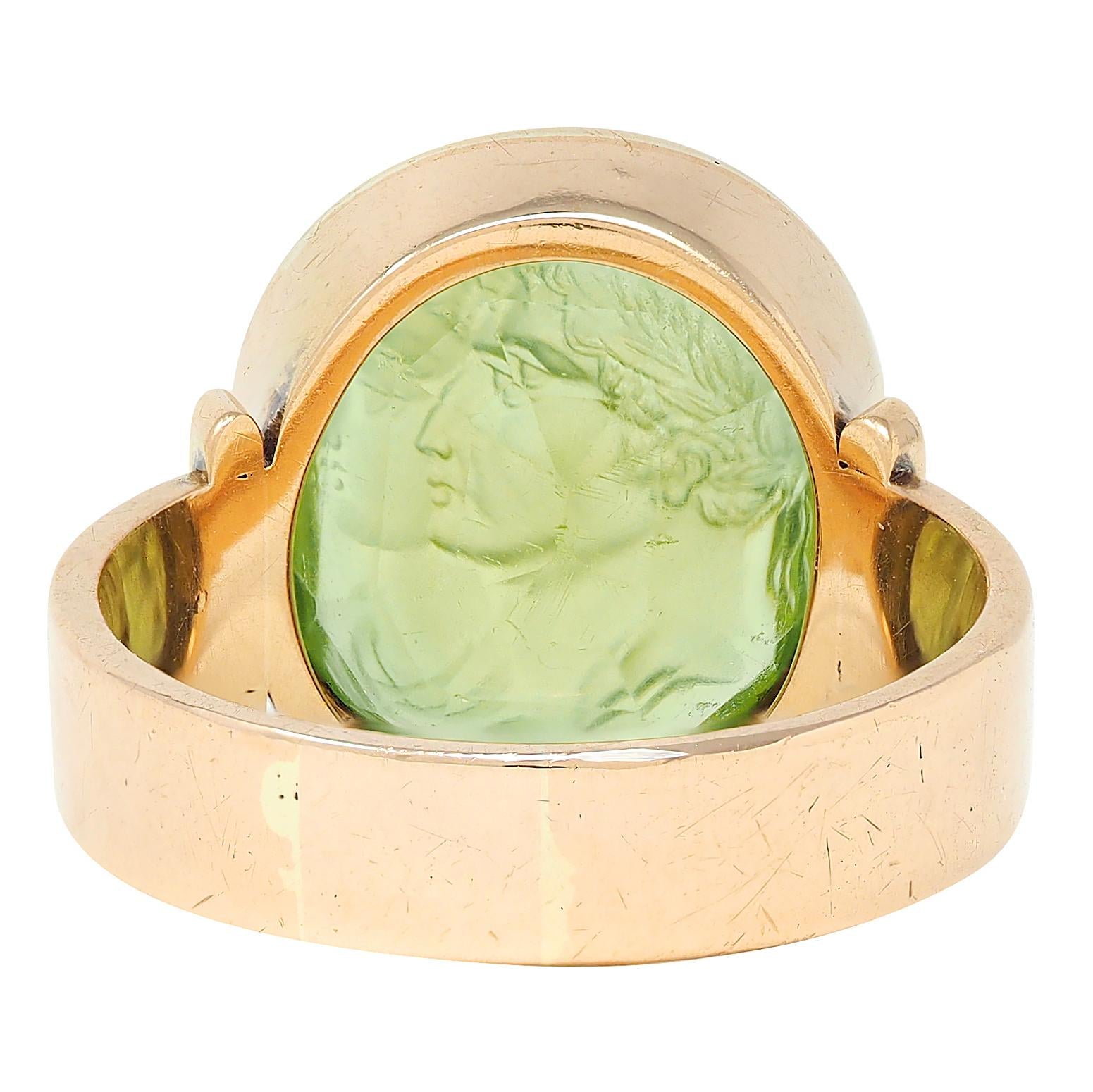 Victorian Peridot 18 Karat Yellow Gold Antique Roman Bust Intaglio Signet Ring