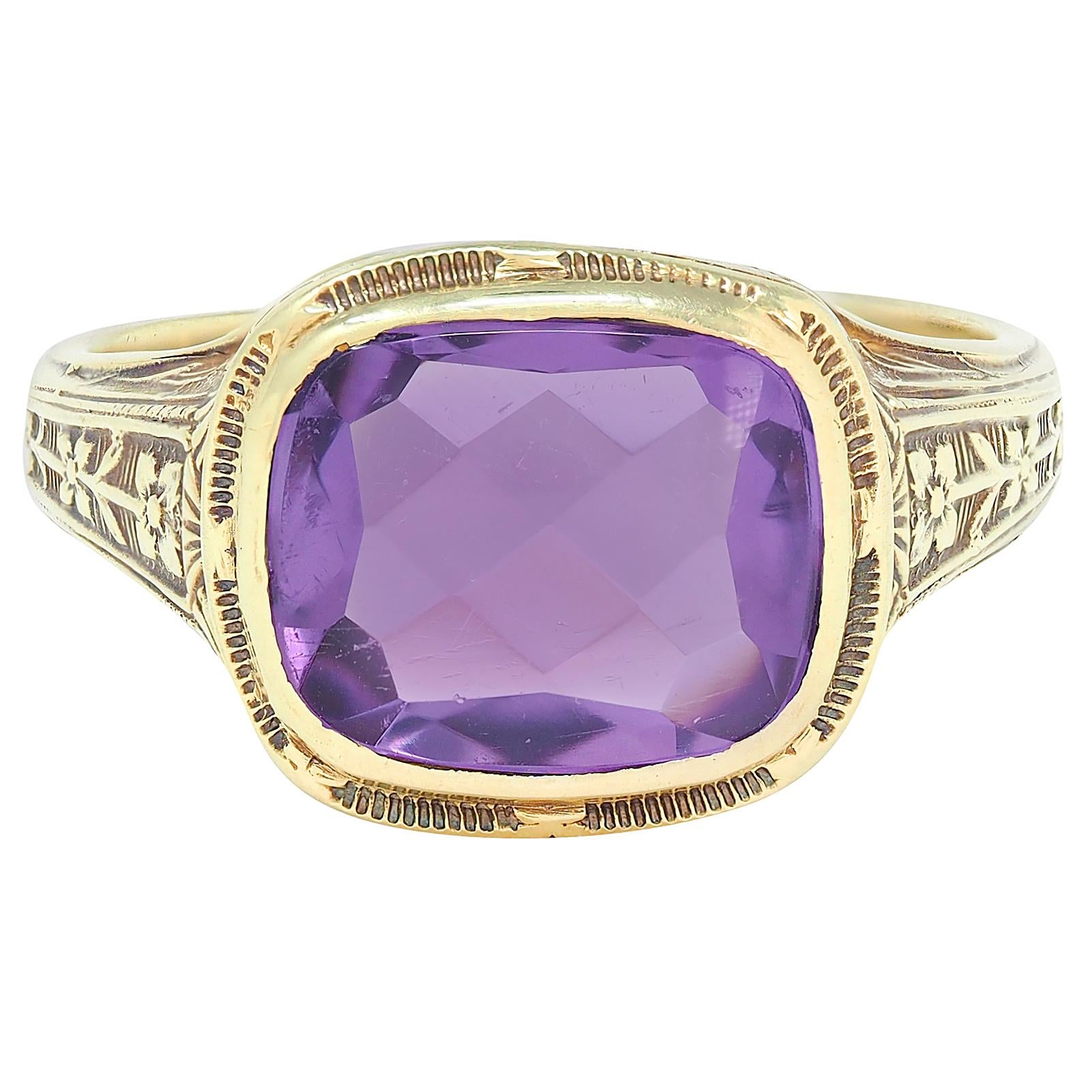 Art Nouveau Amethyst 14K Yellow Gold Antique Scrolling Floral Vine Signet Ring
