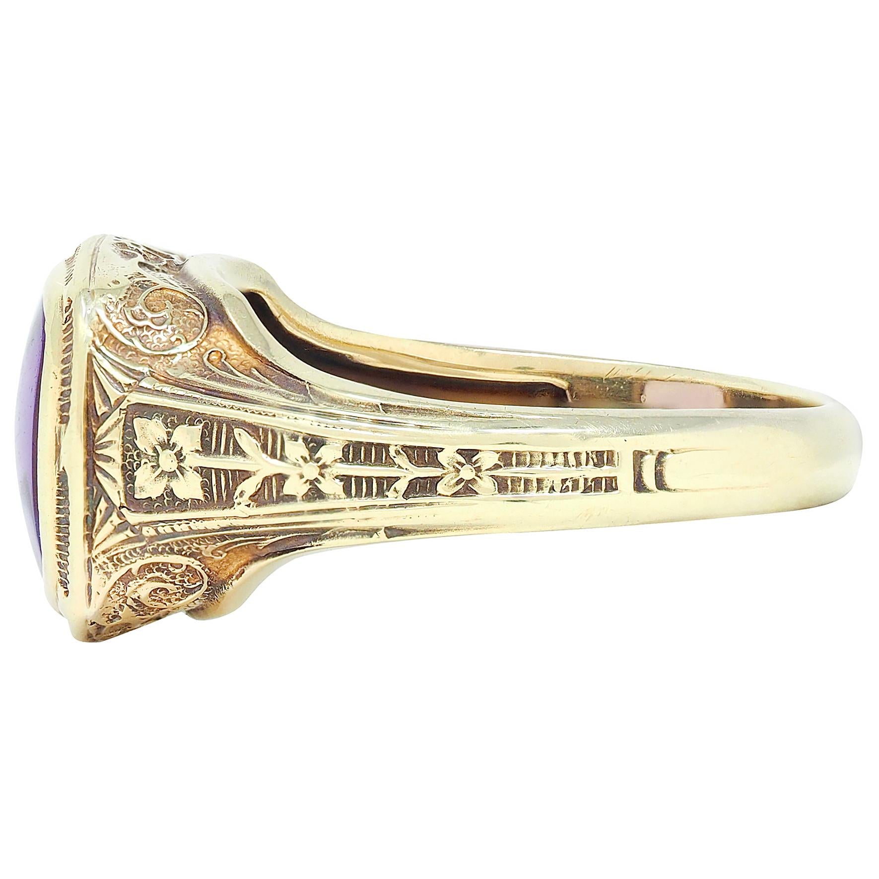 Art Nouveau Amethyst 14K Yellow Gold Antique Scrolling Floral Vine Signet Ring