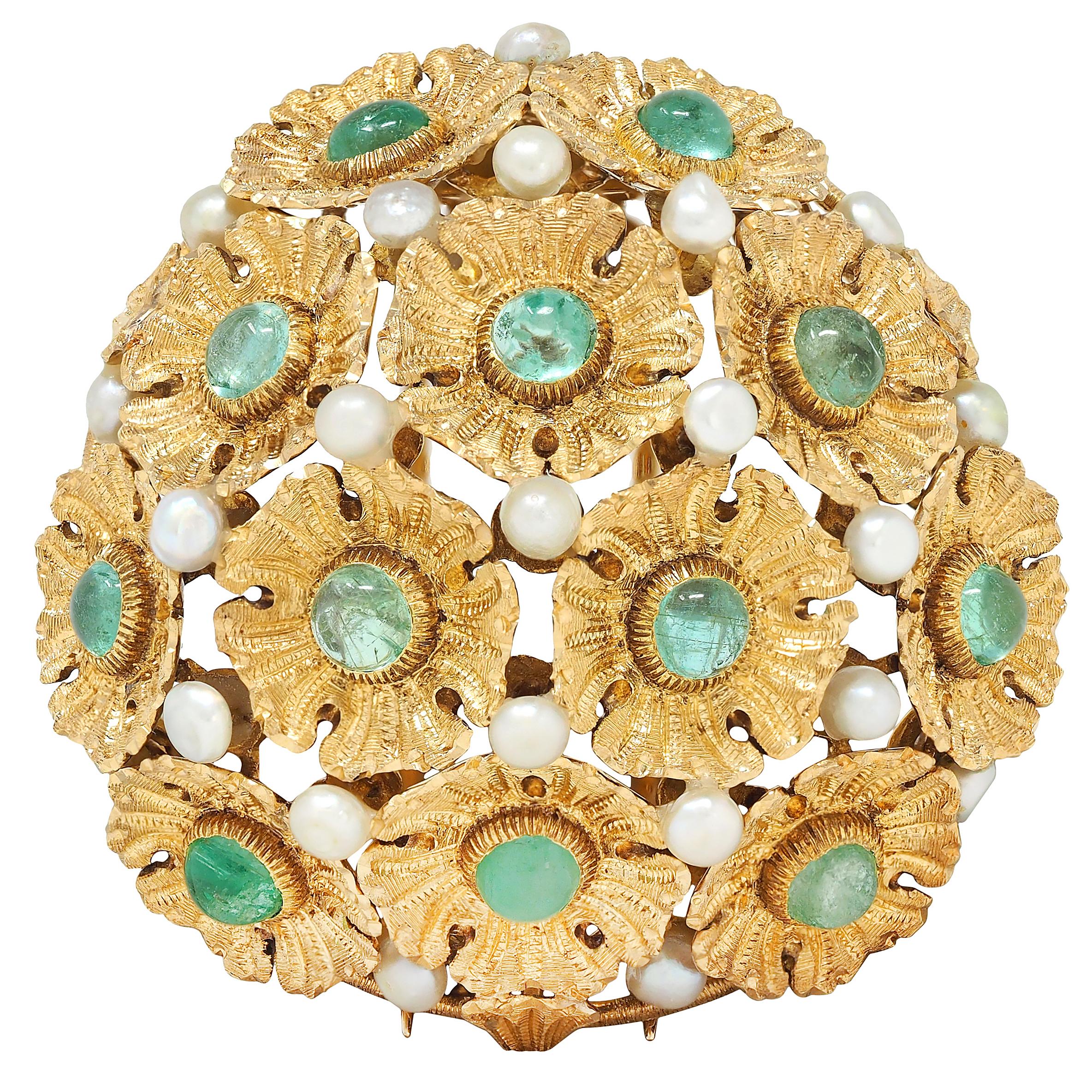Buccellati 1960's Emerald Pearl 18 Karat Yellow Gold Vintage Flower Brooch