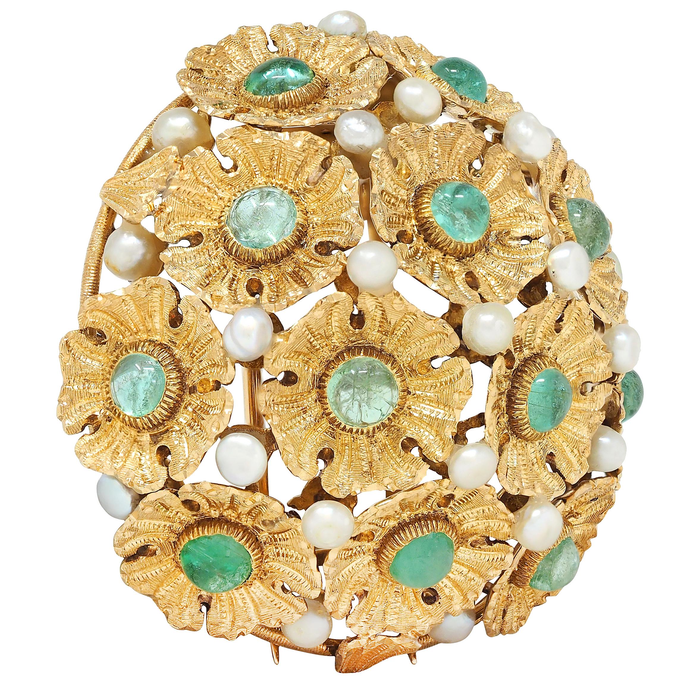 Buccellati 1960's Emerald Pearl 18 Karat Yellow Gold Vintage Flower Brooch