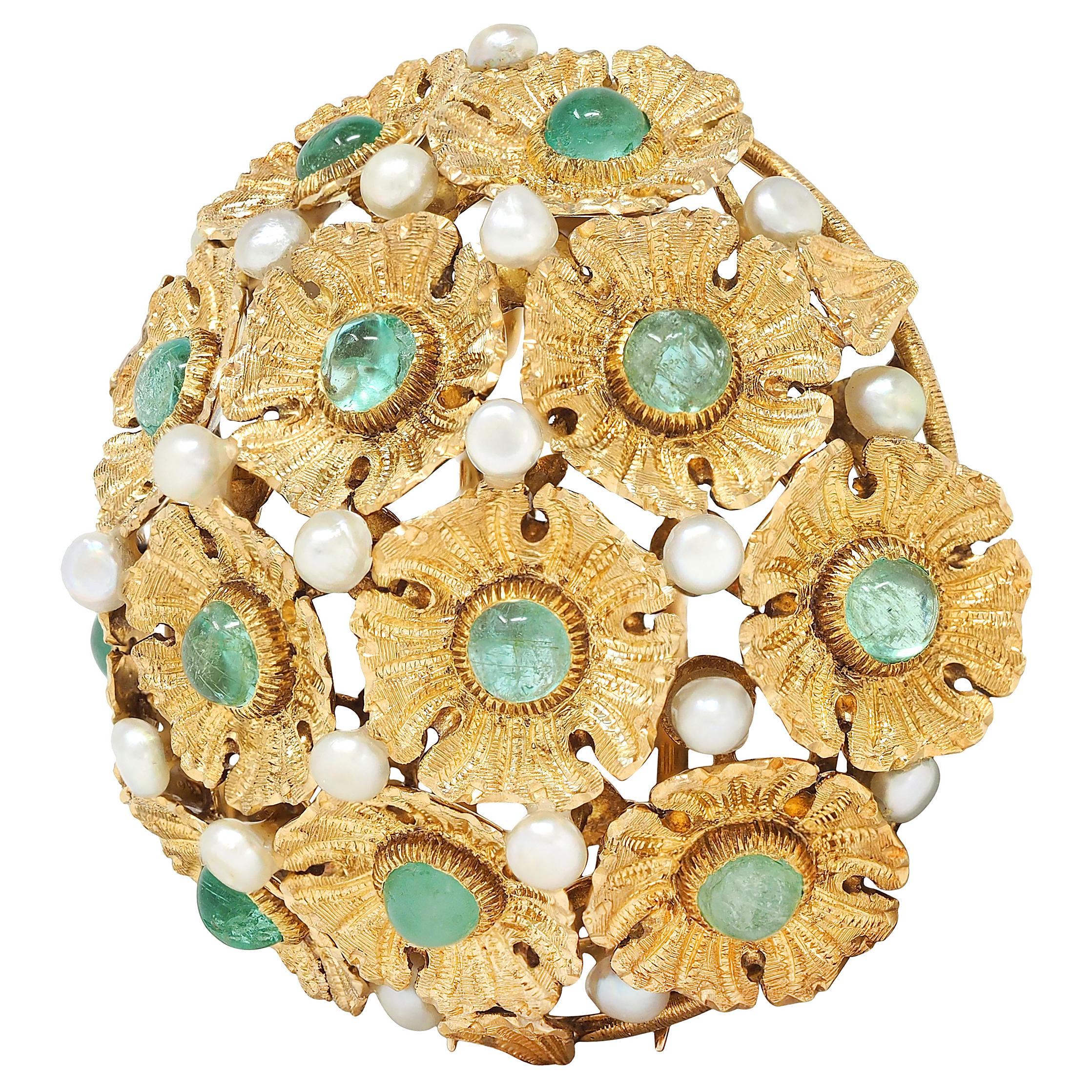 Buccellati 1960's Emerald Pearl 18 Karat Yellow Gold Vintage Flower Brooch
