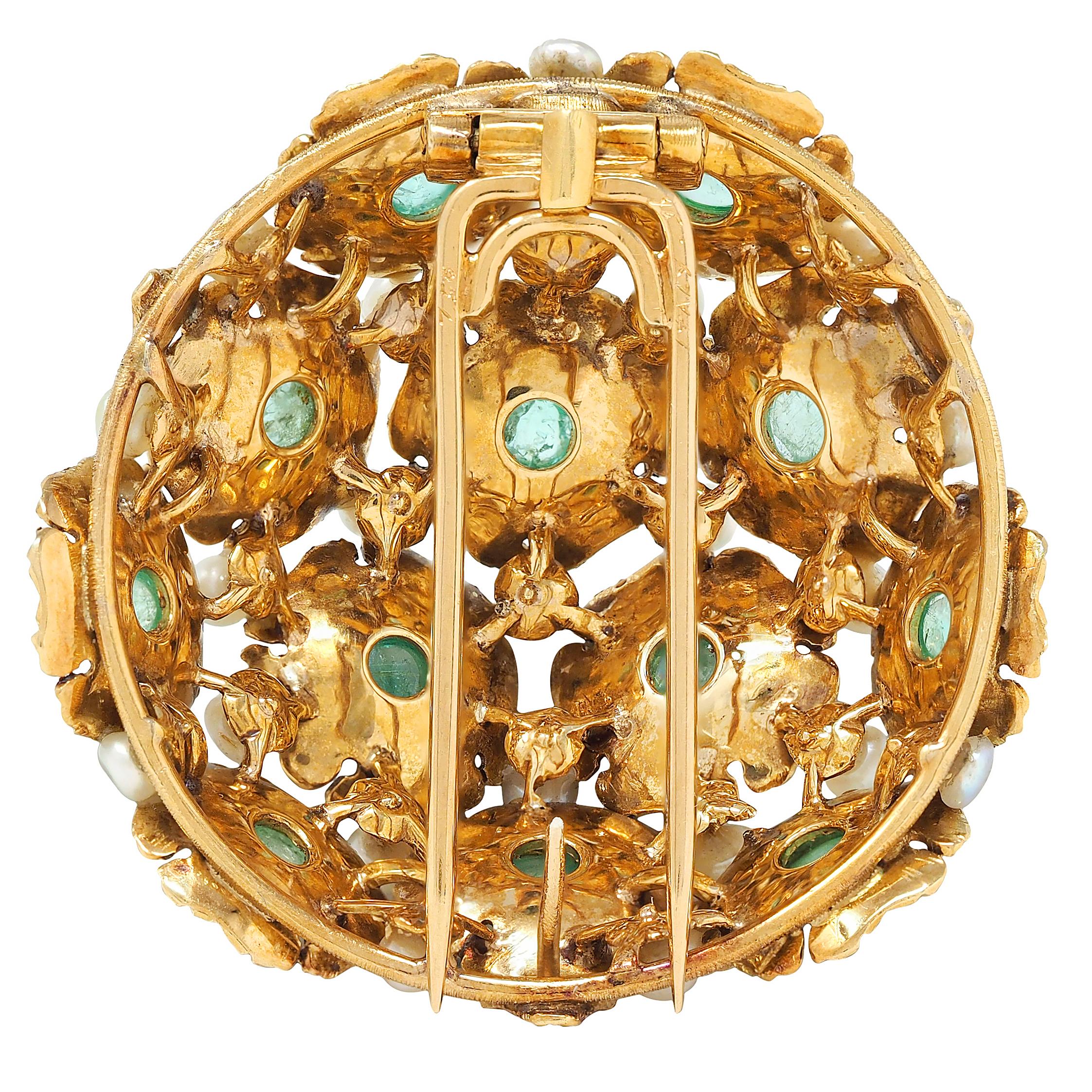 Buccellati 1960's Emerald Pearl 18 Karat Yellow Gold Vintage Flower Brooch