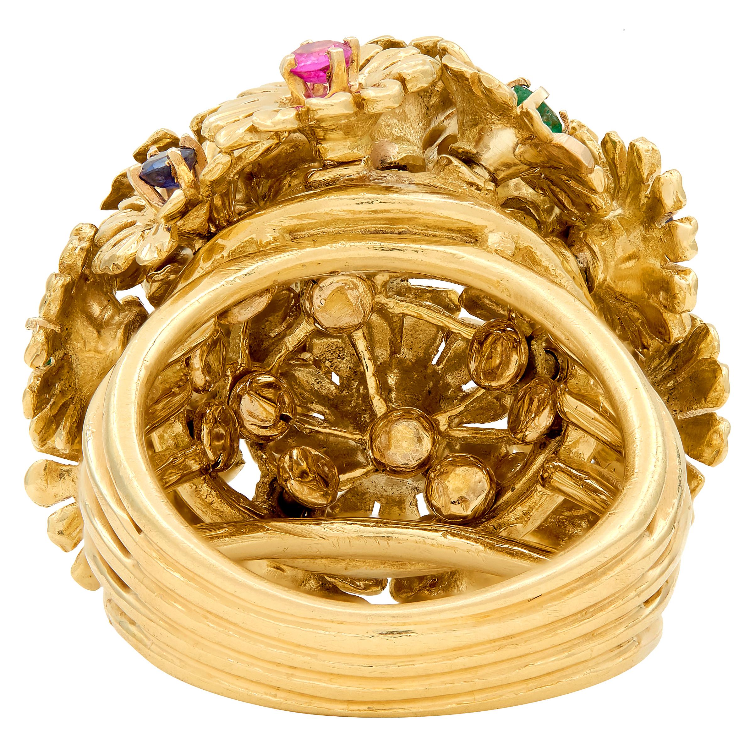 1960's Multi-Gem 18 Karat Yellow Gold Vintage En Tremblant Daisy Flower Ring