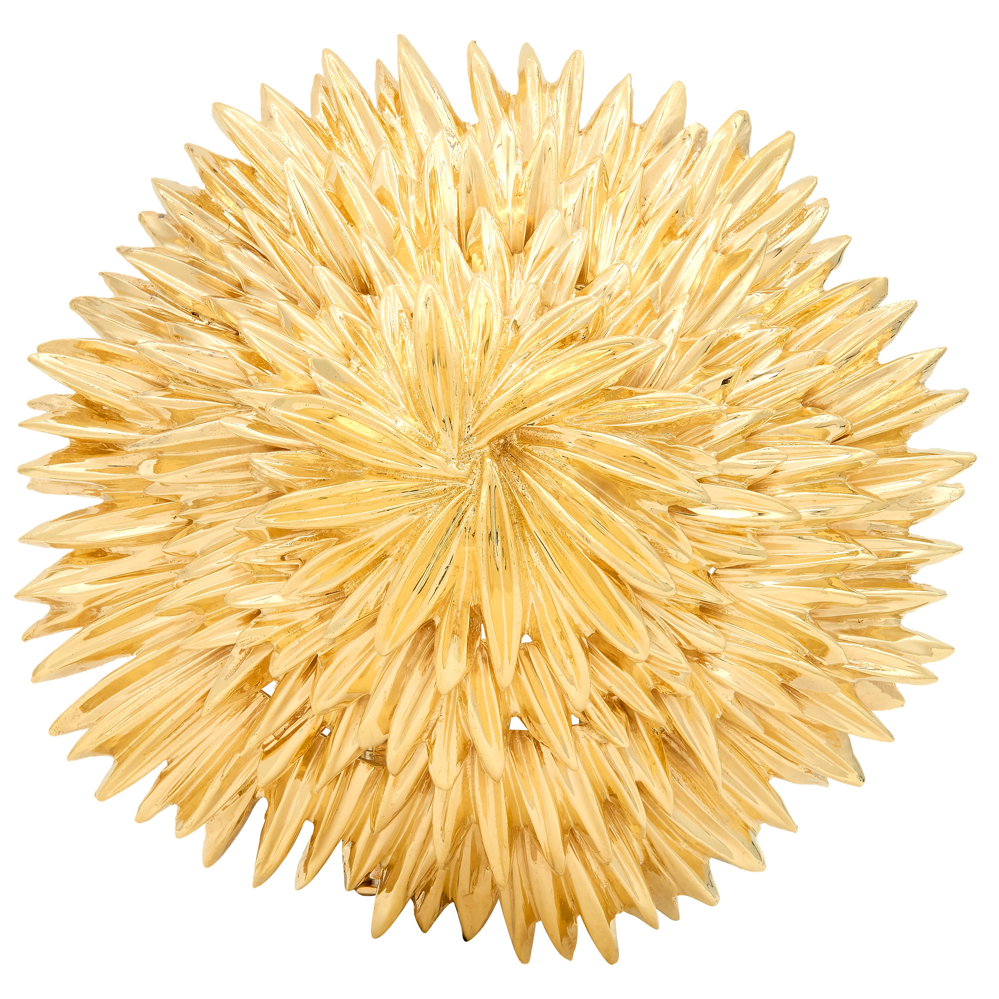 Van Cleef & Arpels 1950's French 18K Yellow Vintage Gold Thistle Flower Brooch