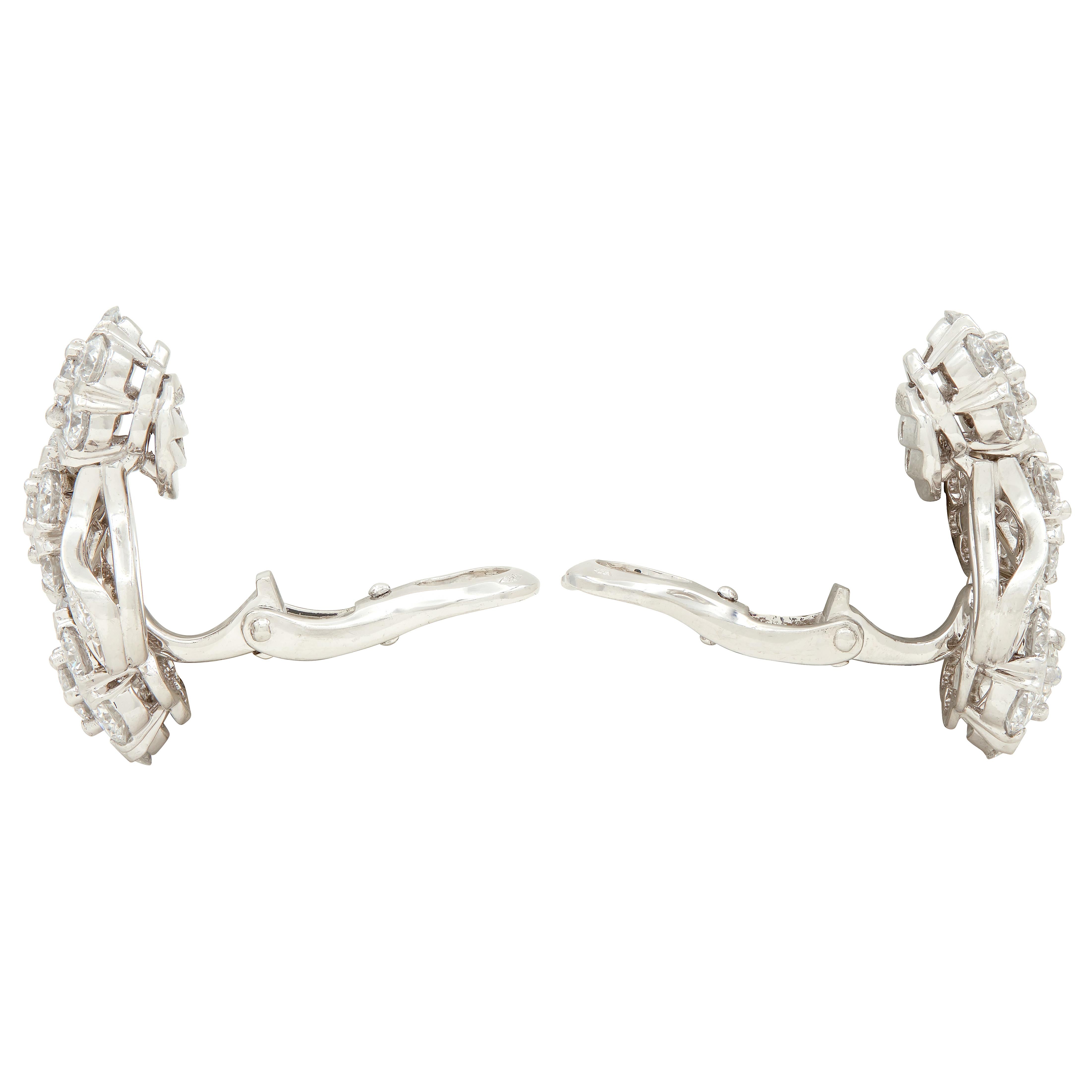 Van Cleef & Arpels 2000s Diamond Platinum Snowflake Cluster Ear-Clip Earrings