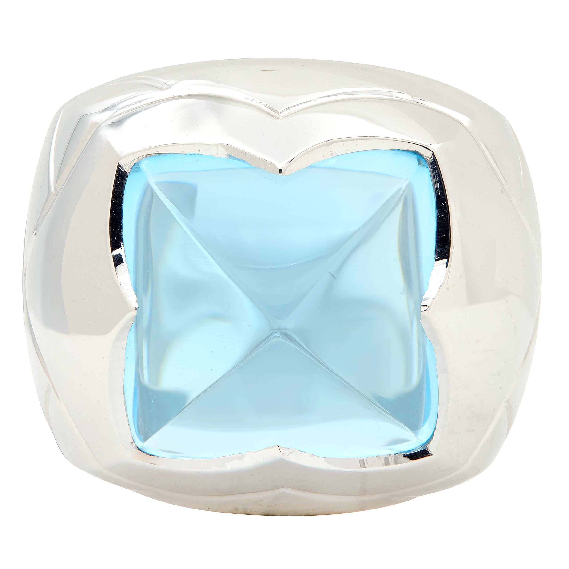 Bulgari Blue Topaz 18 Karat White Gold Pyramid Quatrefoil Dome Ring
