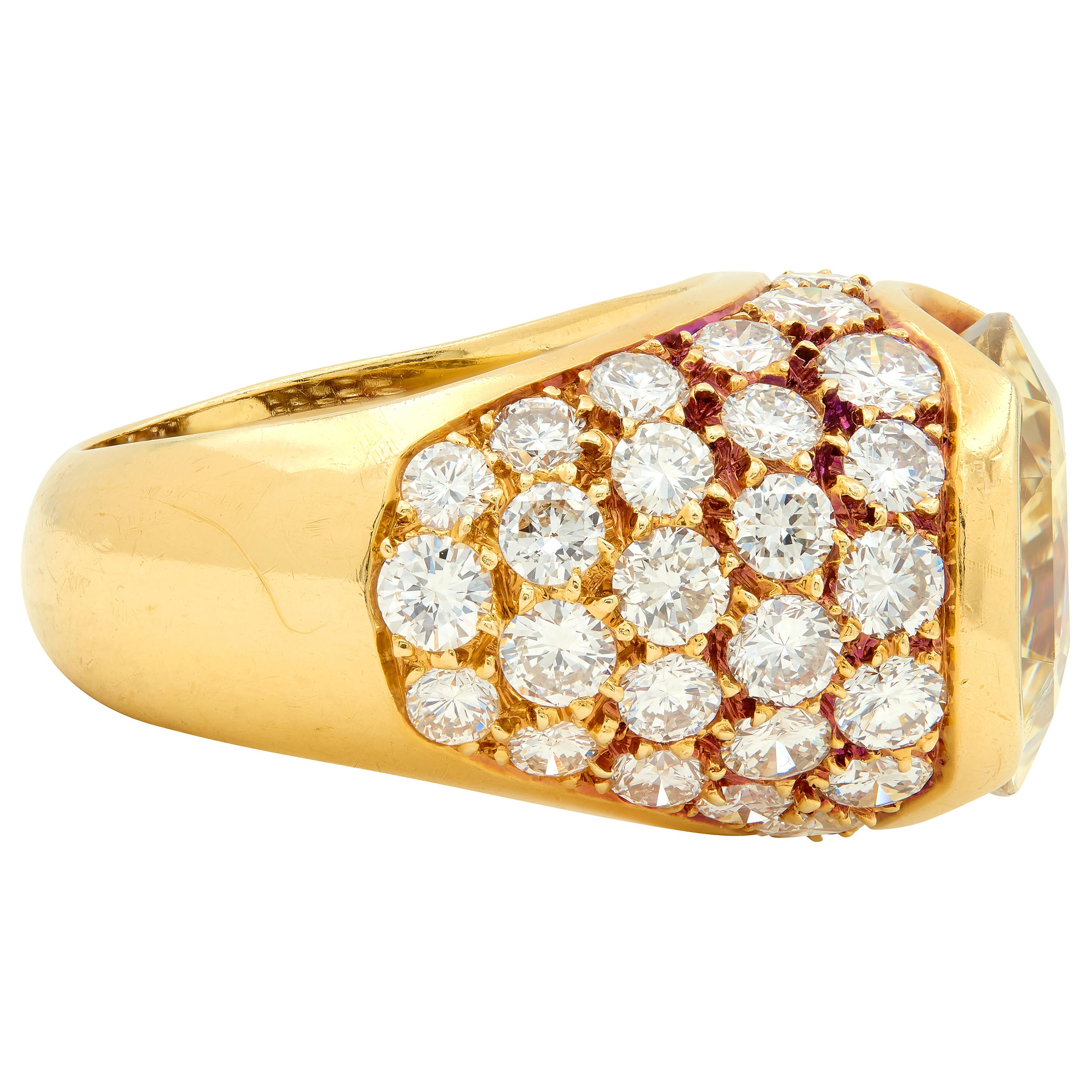 Van Cleef & Arpels 1980's 19.77 CTW Ceylon Yellow Sapphire Diamond Pavé Ring GIA
