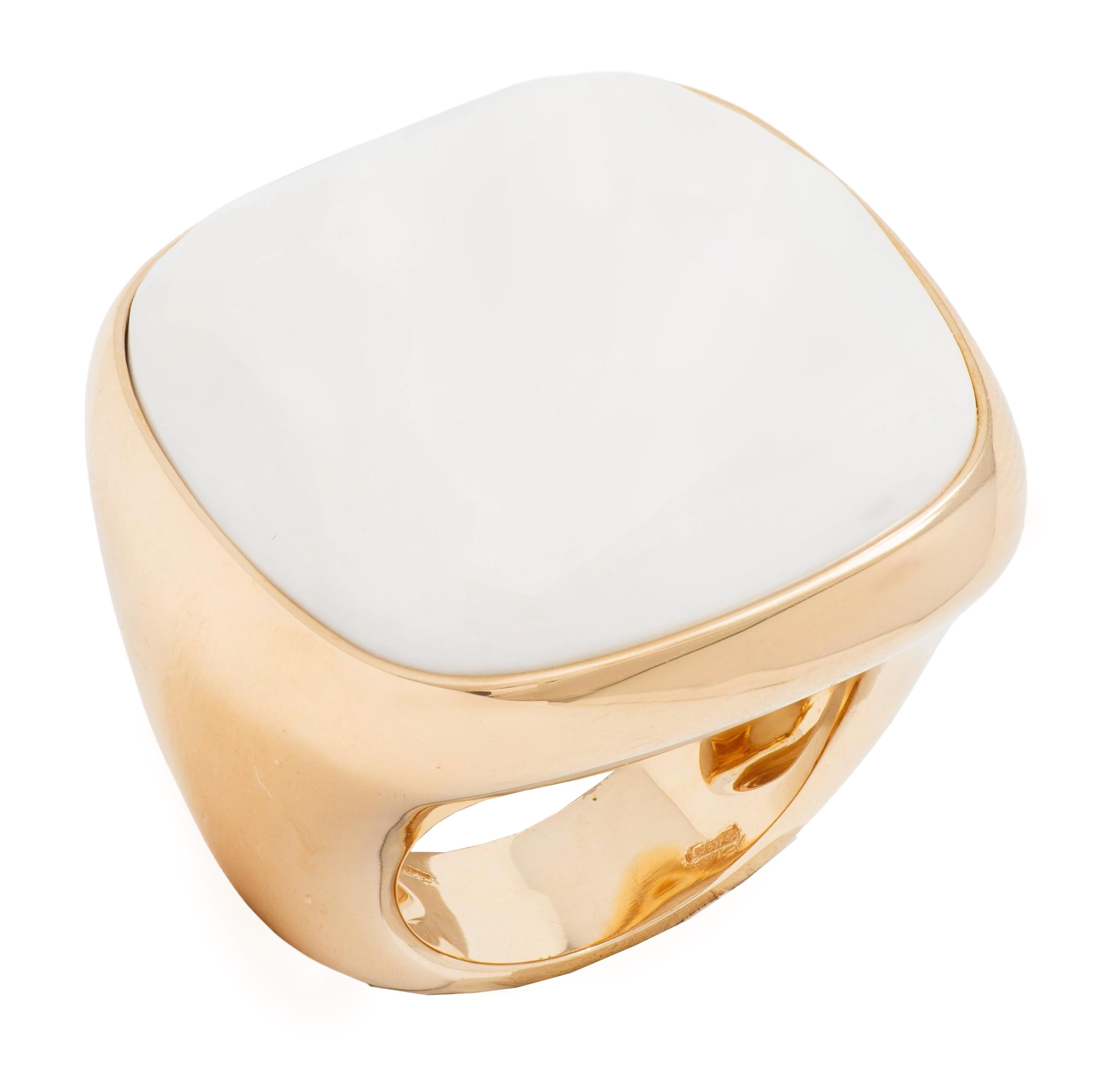 Pomellato Contemporary White Chalcedony 18K Yellow Gold Faceted Cocktail Ring