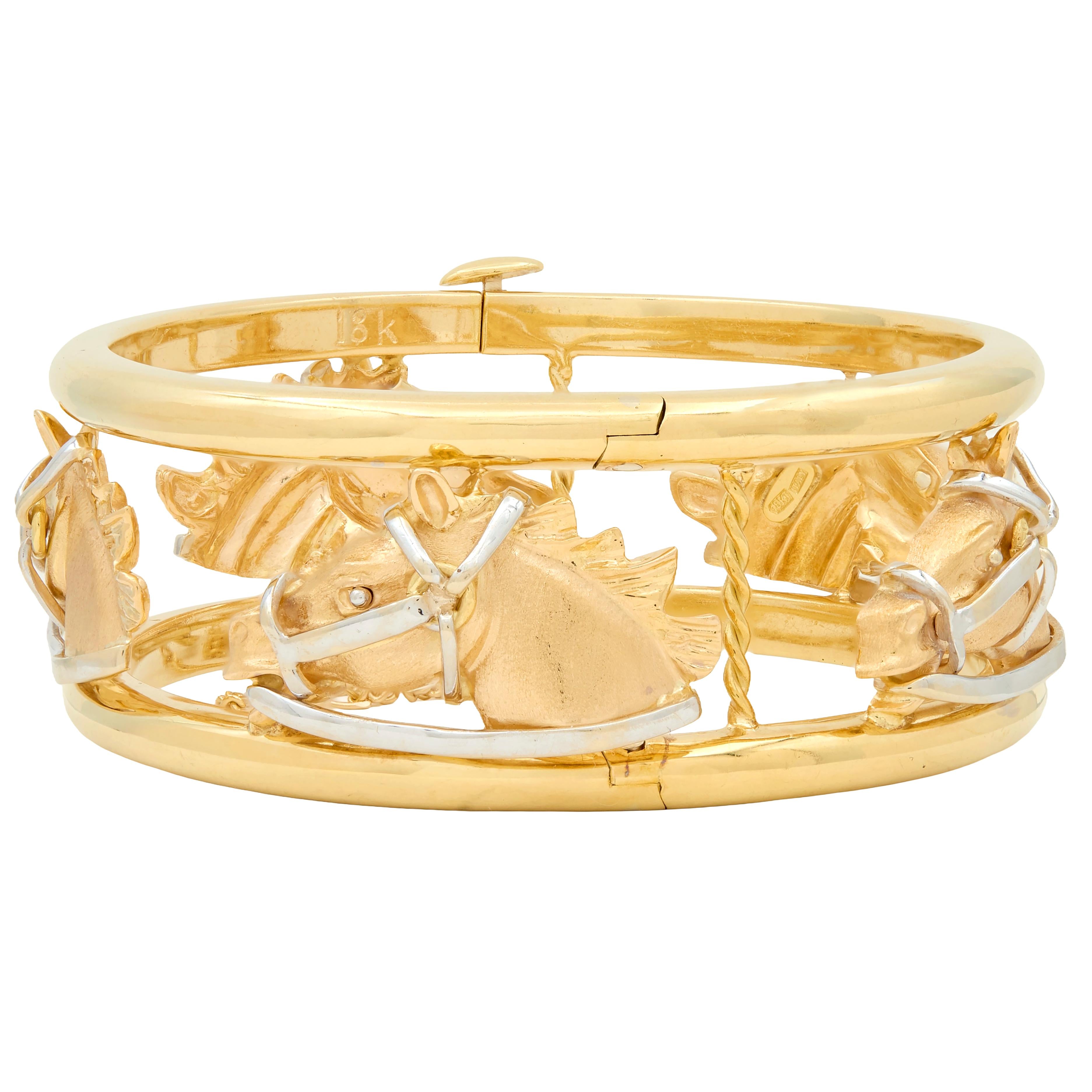 1970's 18 Karat Yellow Tri-Gold Vintage Horse Head Bangle Bracelet