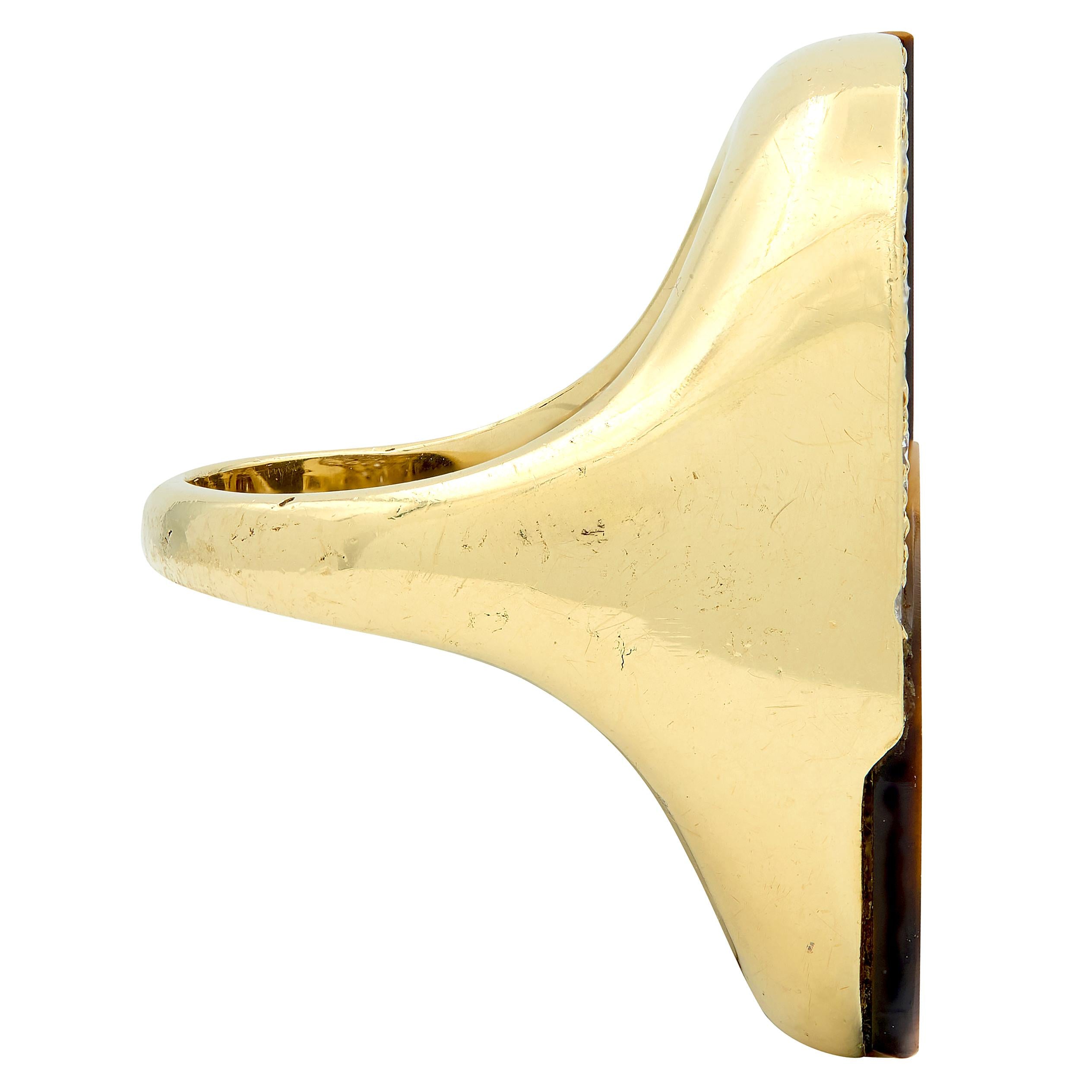 Bvlgari 1970's Diamond Tiger's Eye Quartz 18 Karat Yellow Gold Vintage Ring