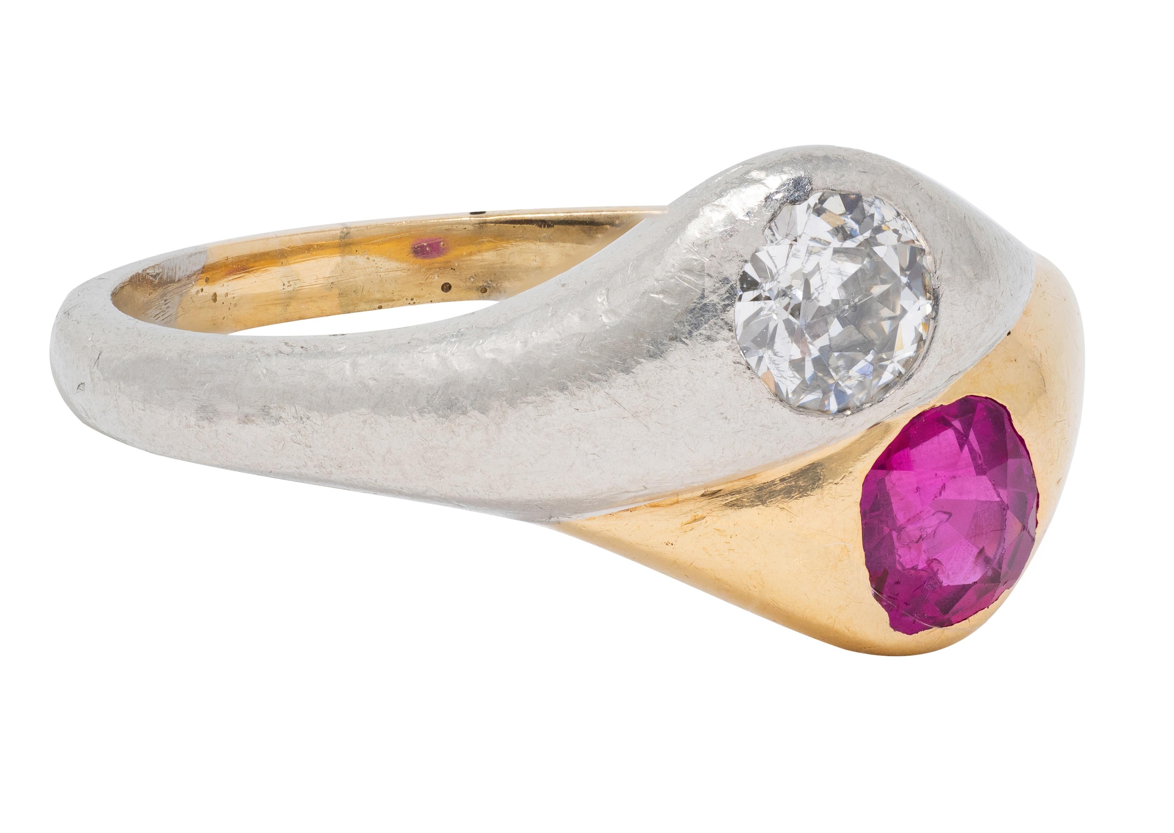 1960 1.03 CTW Ruby Diamond Platinum 14 Karat Yellow Gold Vintage Toi-Et-Moi Ring