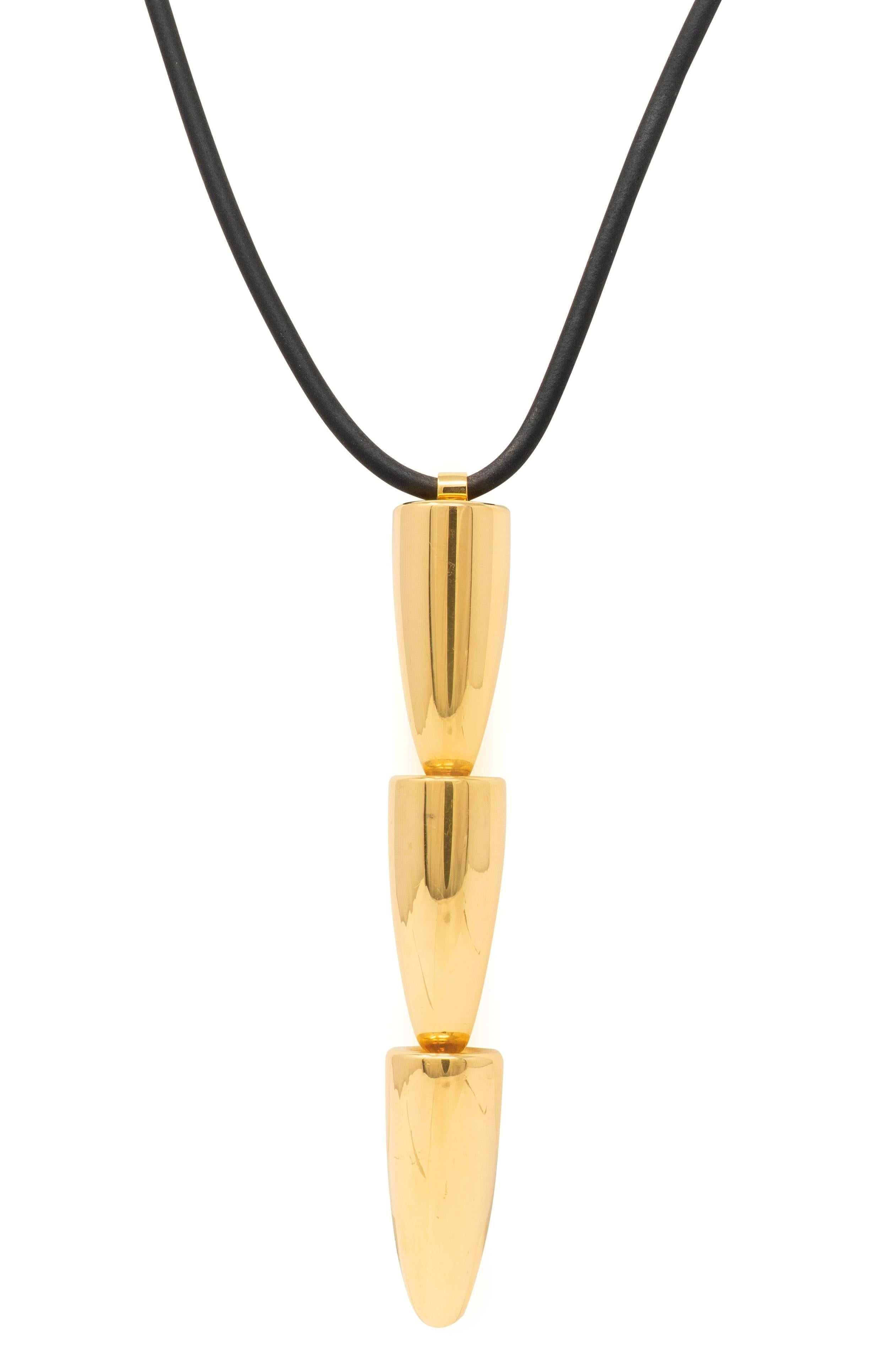 Vhernier 2020's 18 Karat Yellow Gold Contemporary Calla Lily Pendant Necklace