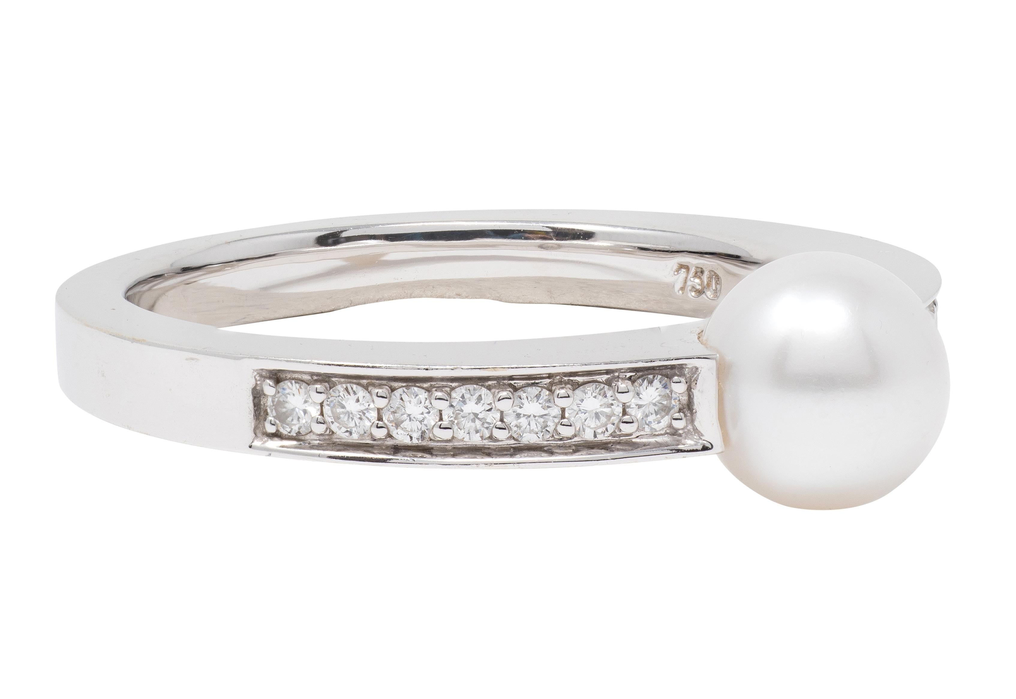 Movado 2000's Diamond Pearl 18 Karat White Gold Contemporary Statement Ring