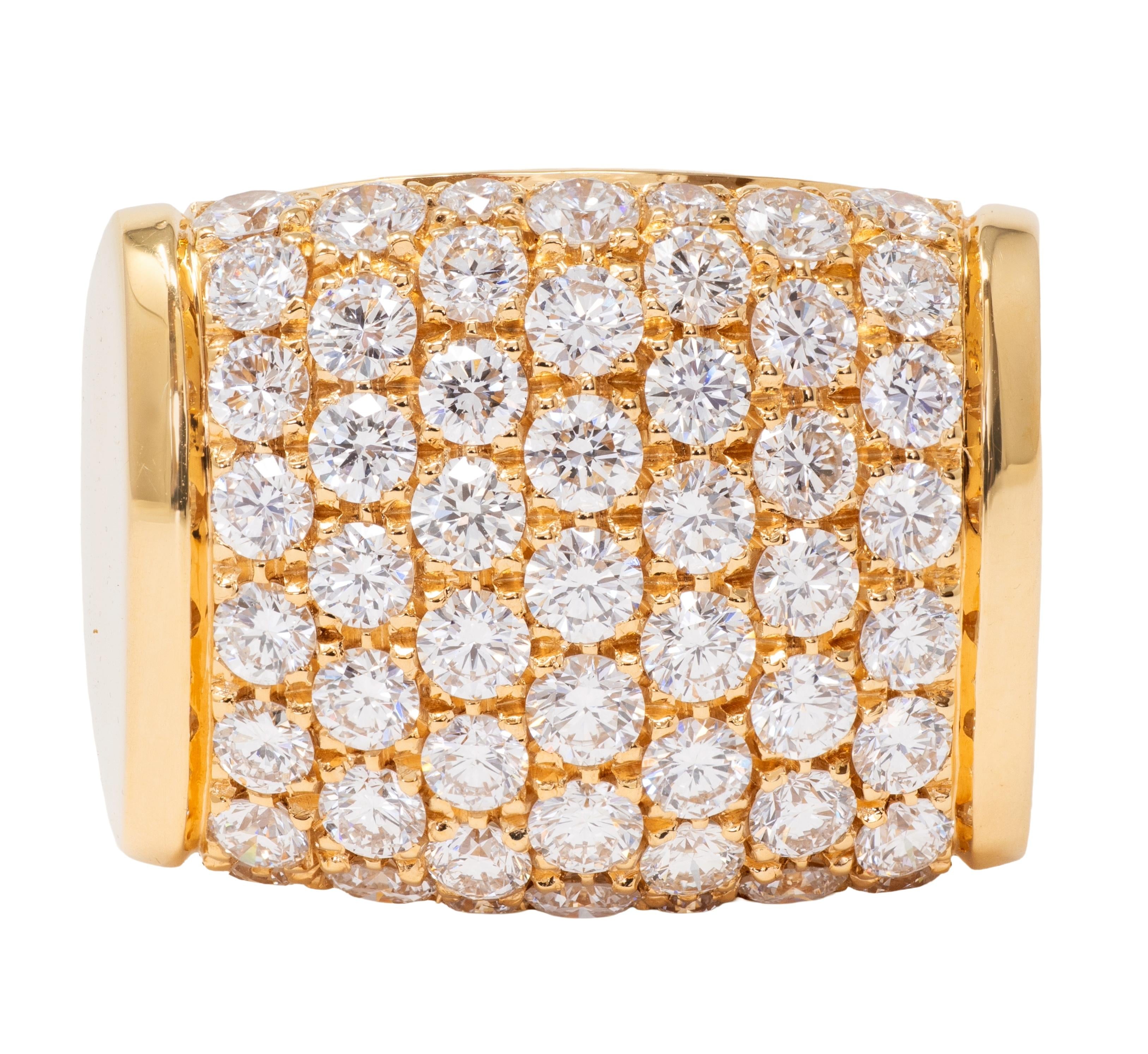 Bulgari 1990's Diamond 18 Karat Yellow Gold Vintage Tronchetto Cluster Ring