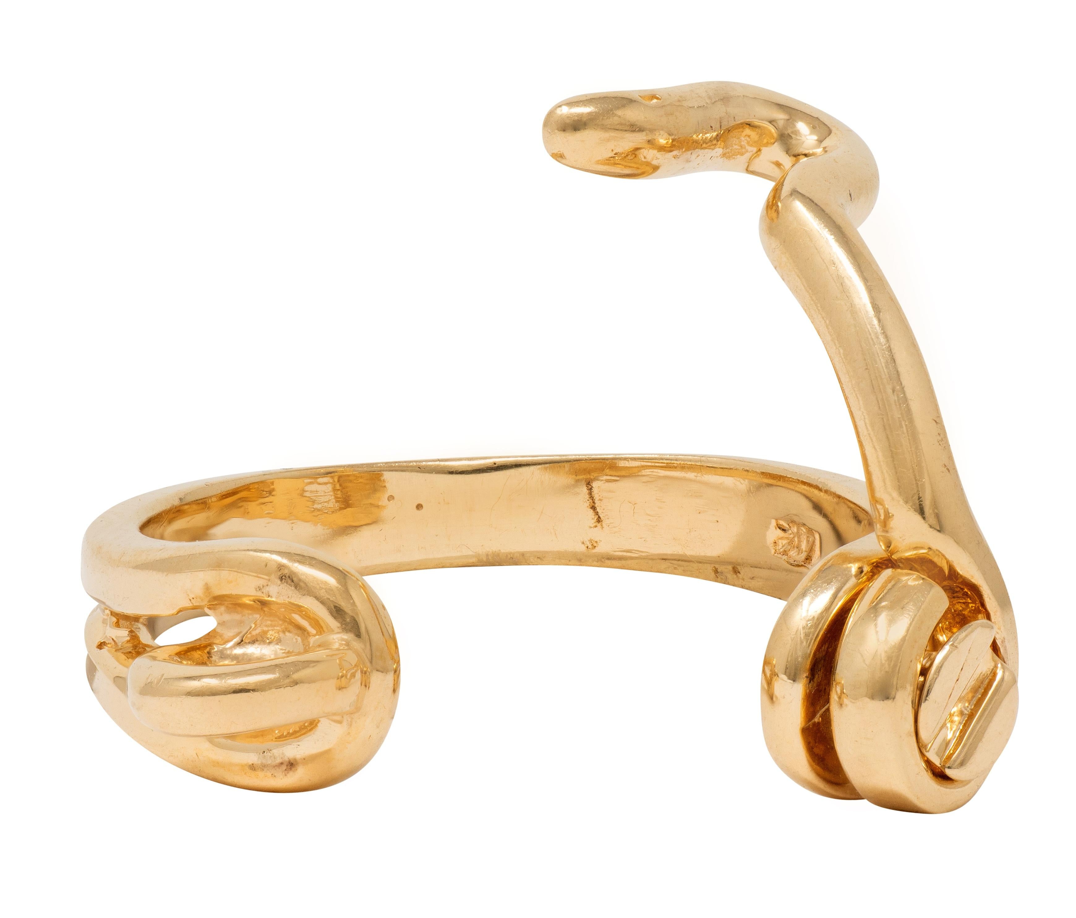 1970's 14 Karat Yellow Gold Vintage Hinge Lock Band Ring