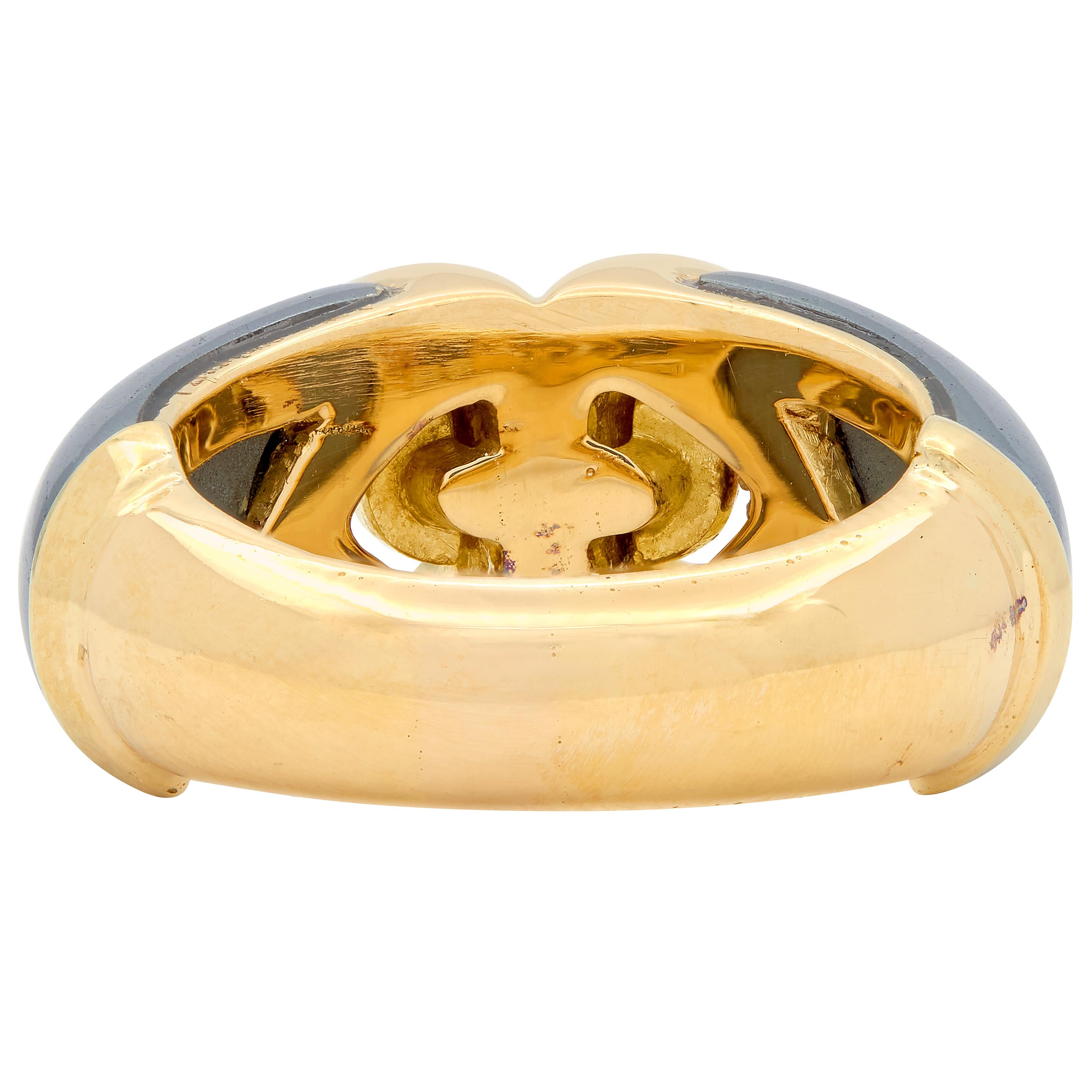 Bulgari 1980's Hematite 18 Karat Yellow Gold Vintage Doppio Cuore Ring