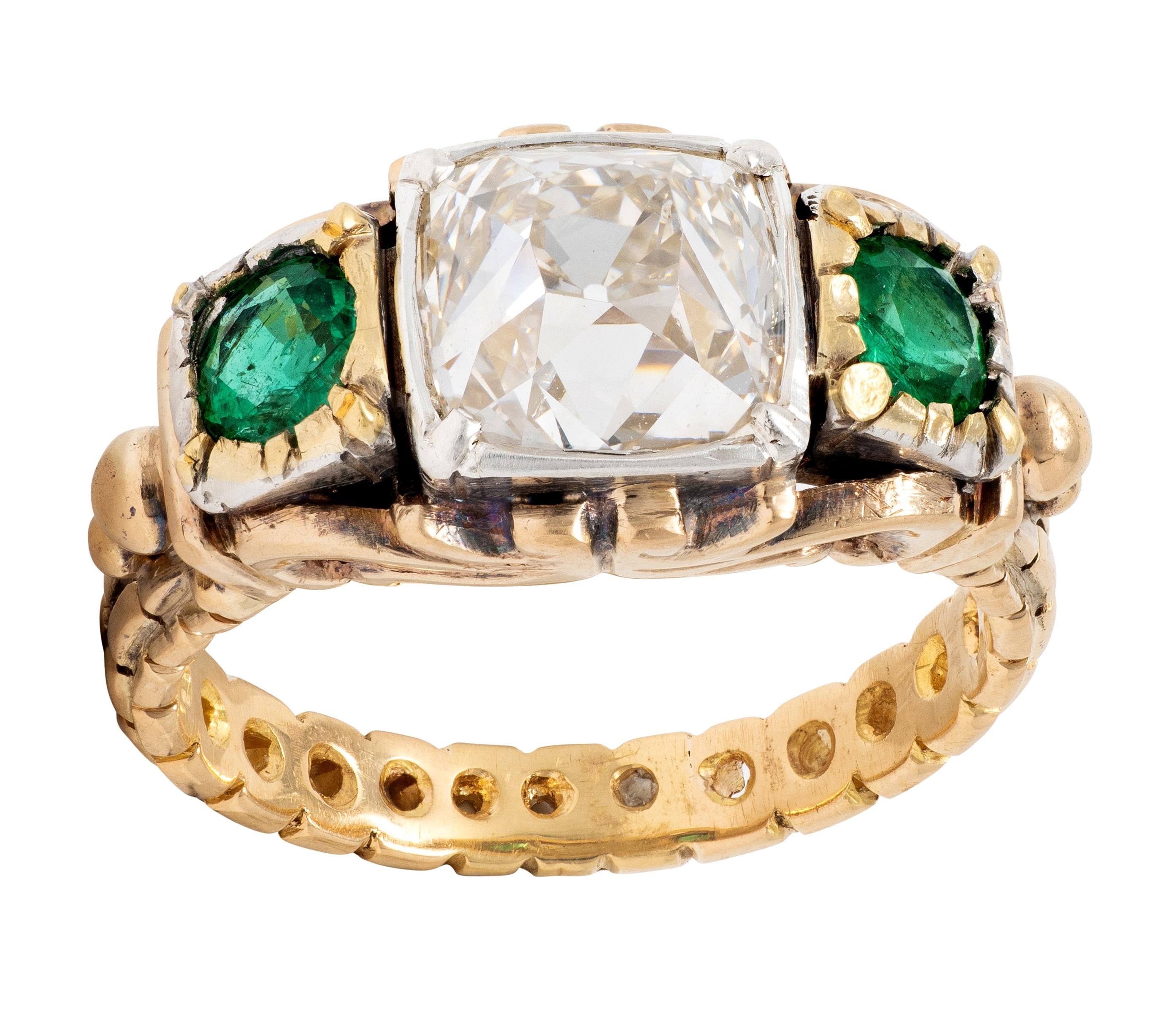 Early Victorian 3.92 CTW Peruzzi Cut Diamond Emerald 18 Karat Gold Antique Ring