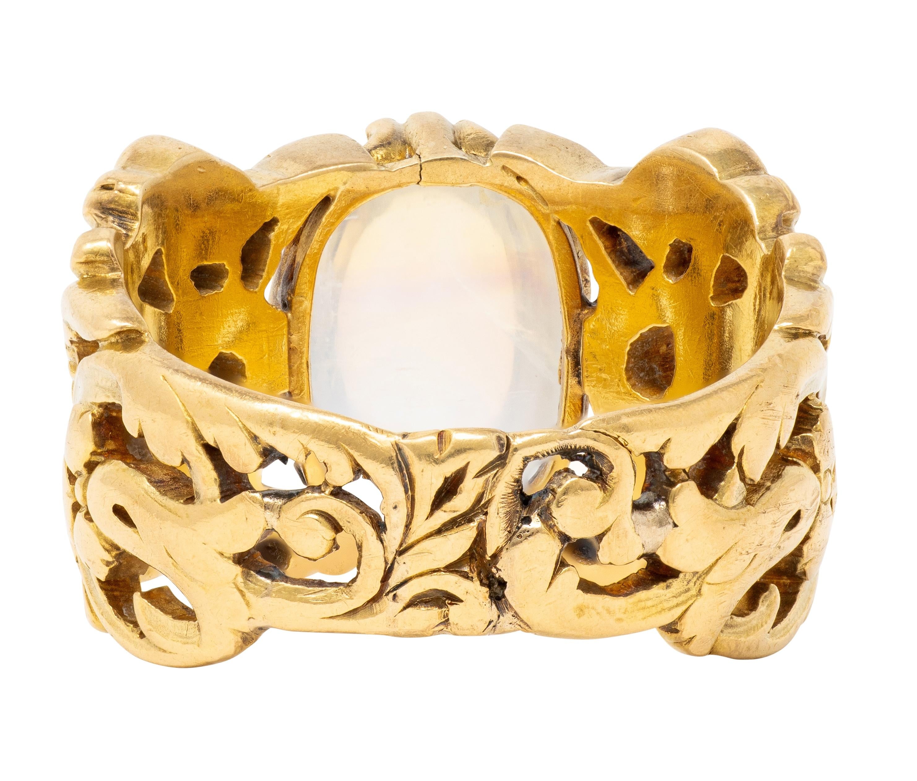 Art Nouveau Moonstone 18 Karat Yellow Gold Antique Griffon Unisex Foliate Ring