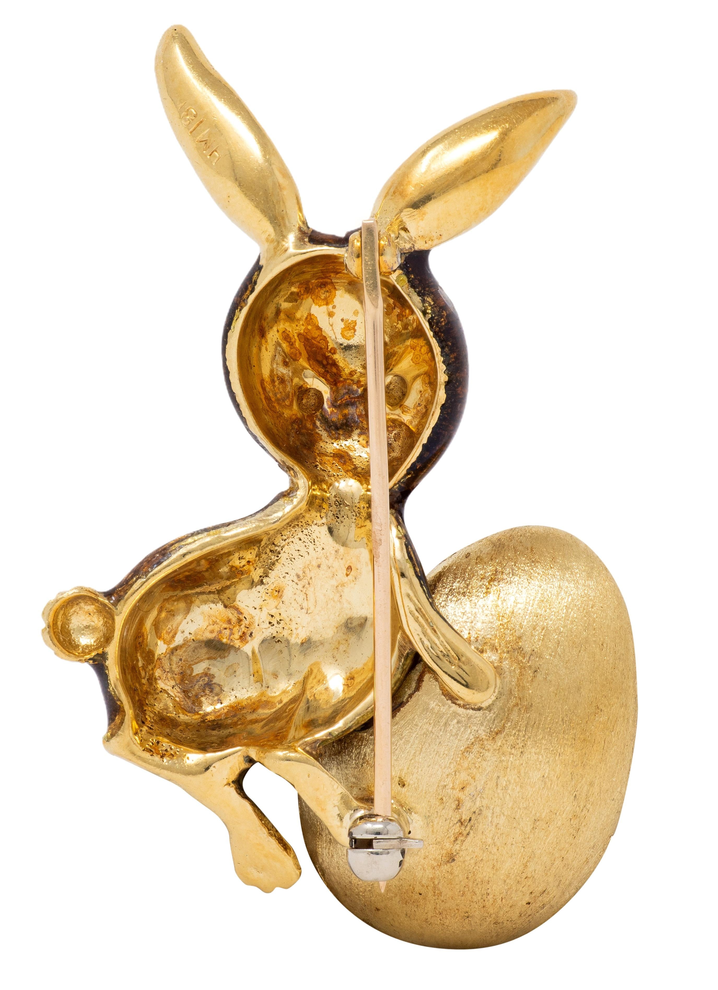 1960's Enamel 18 Karat Yellow Gold Vintage Festive Easter Bunny Brooch