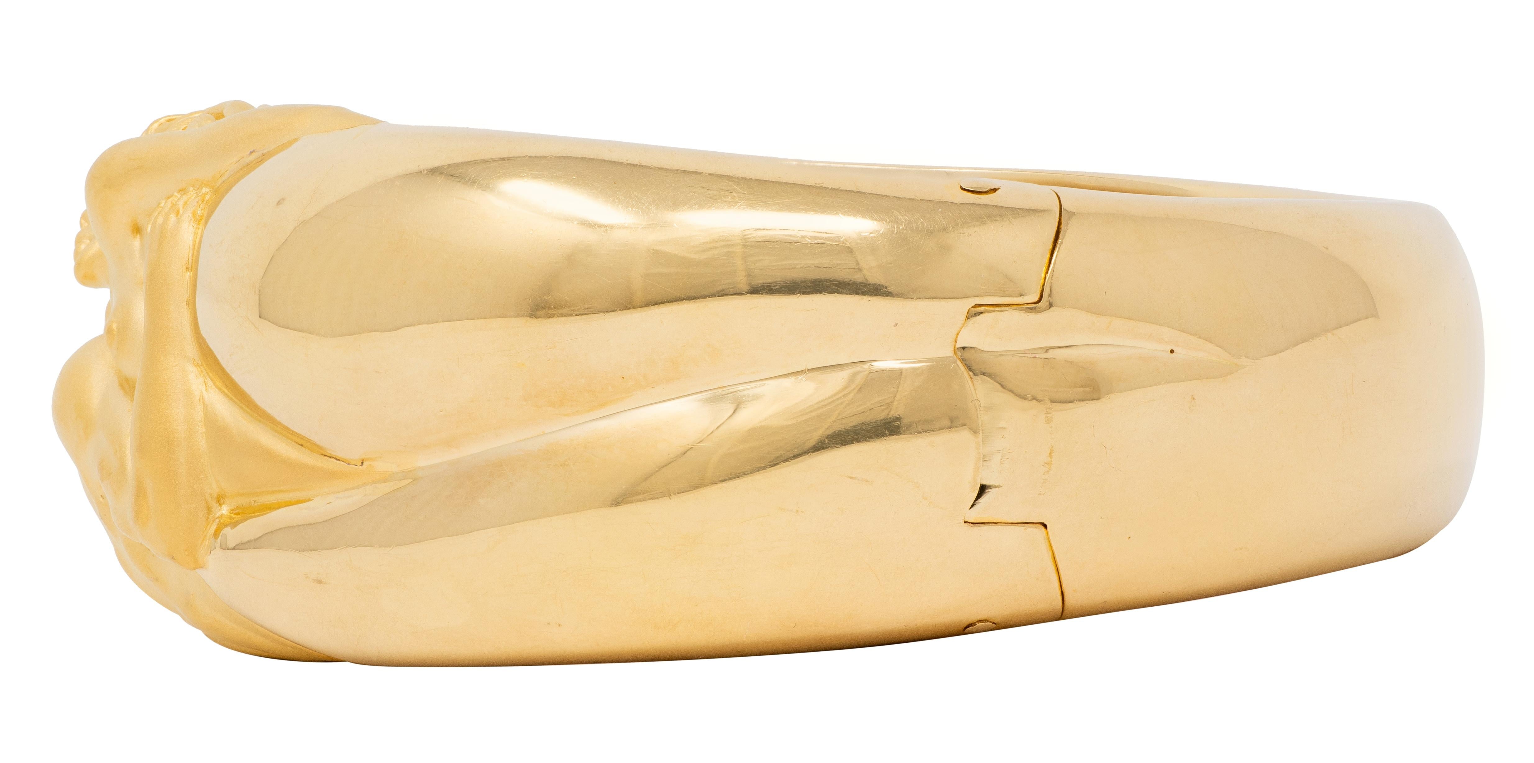 Carrera Y Carrera 2000's 18 Karat Yellow Gold Vintage Eden Bangle Bracelet