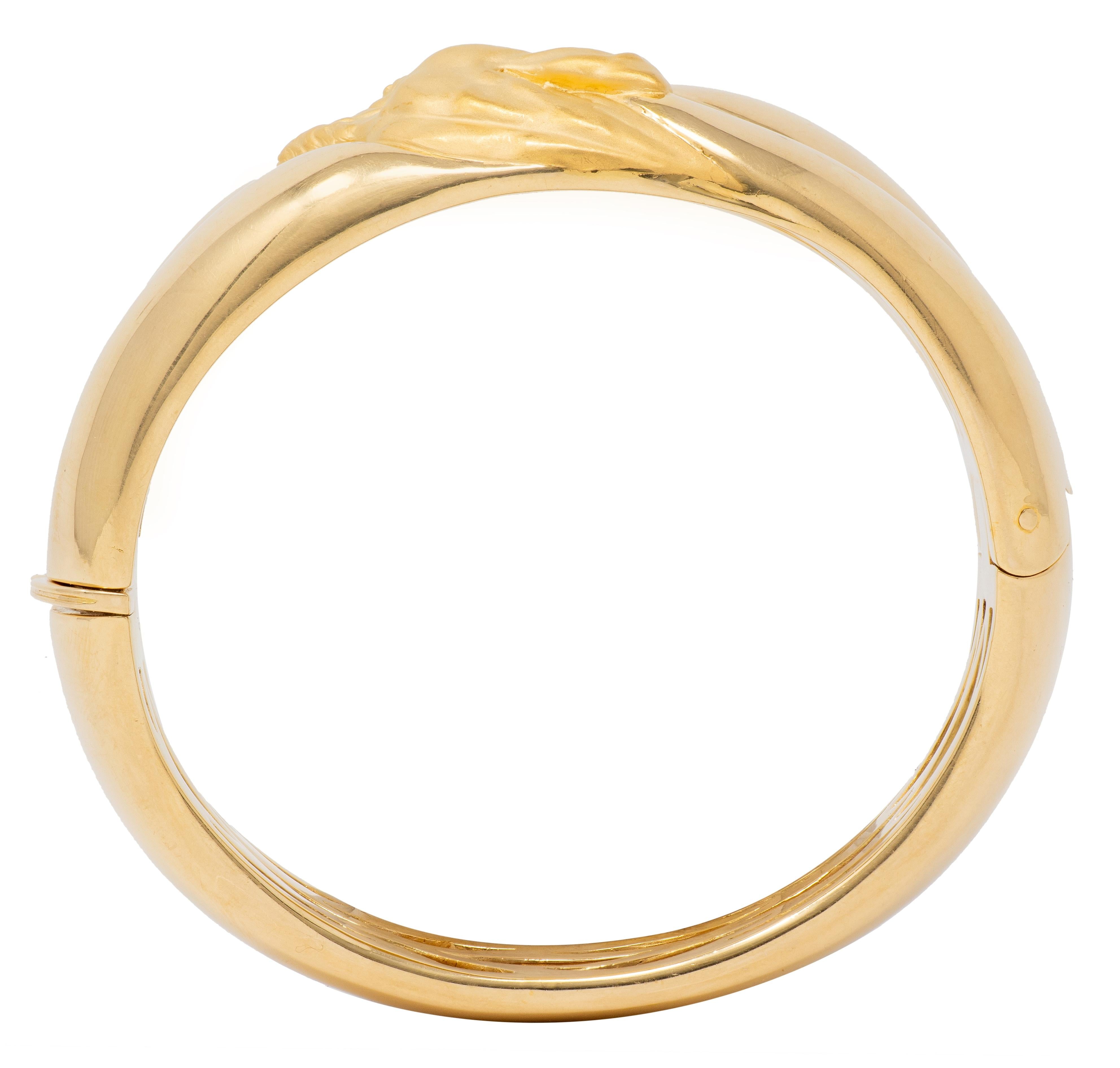 Carrera Y Carrera 2000's 18 Karat Yellow Gold Vintage Eden Bangle Bracelet