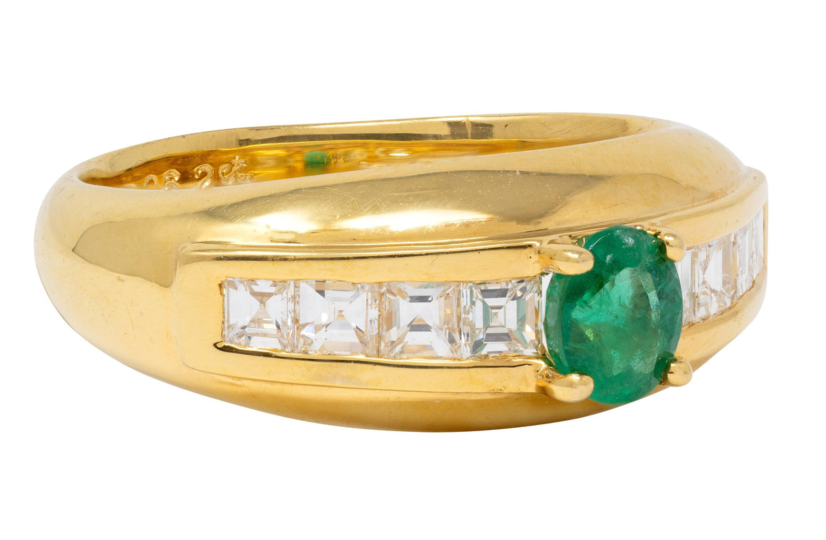 1980's Emerald Diamond 18 Karat Yellow Gold Vintage Gemstone Ring