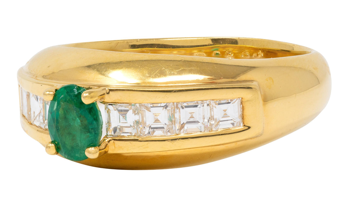 1980's Emerald Diamond 18 Karat Yellow Gold Vintage Gemstone Ring