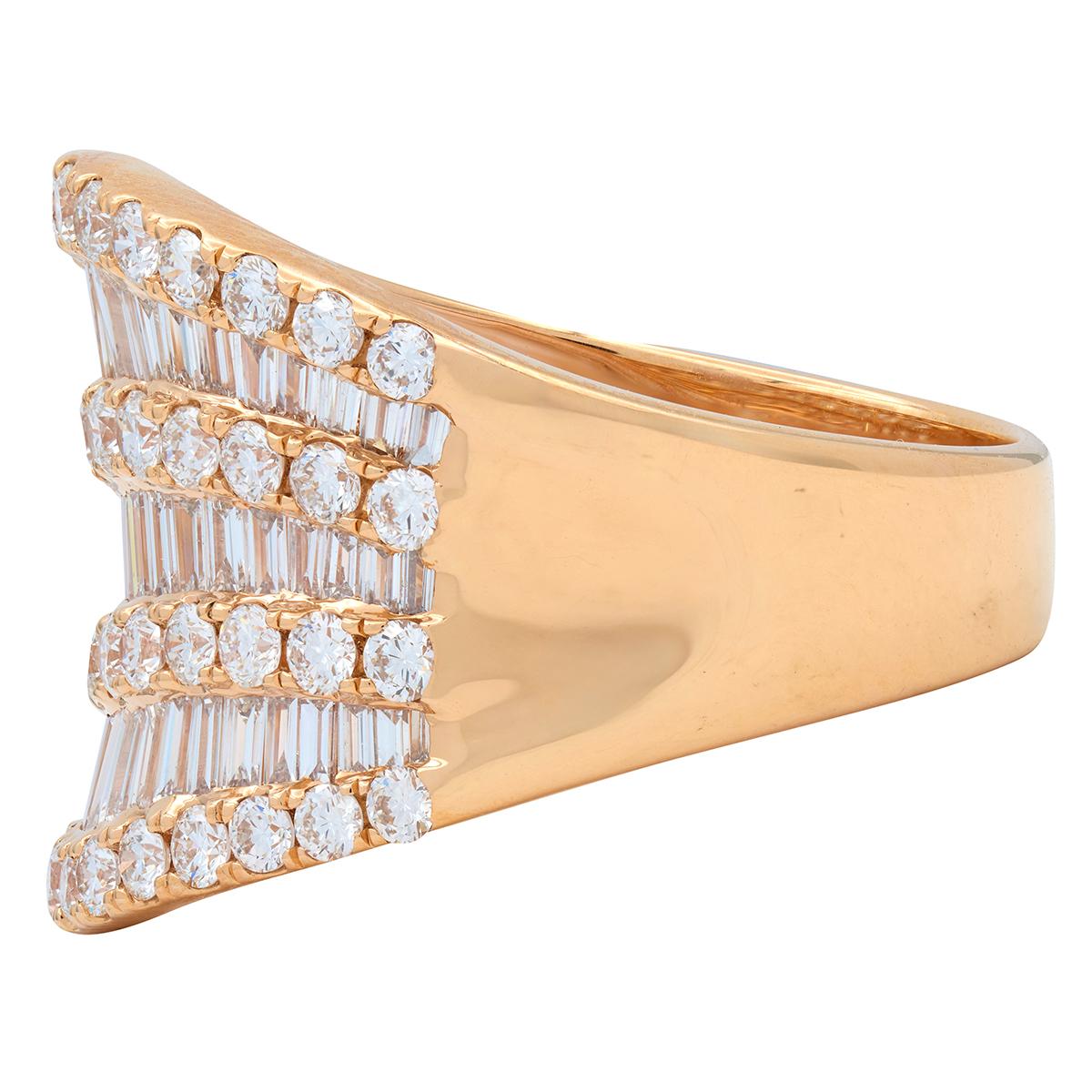 Contemporary 3.50 CTW Diamond 18 Karat Rose Gold Seven Row Wavy Band Ring