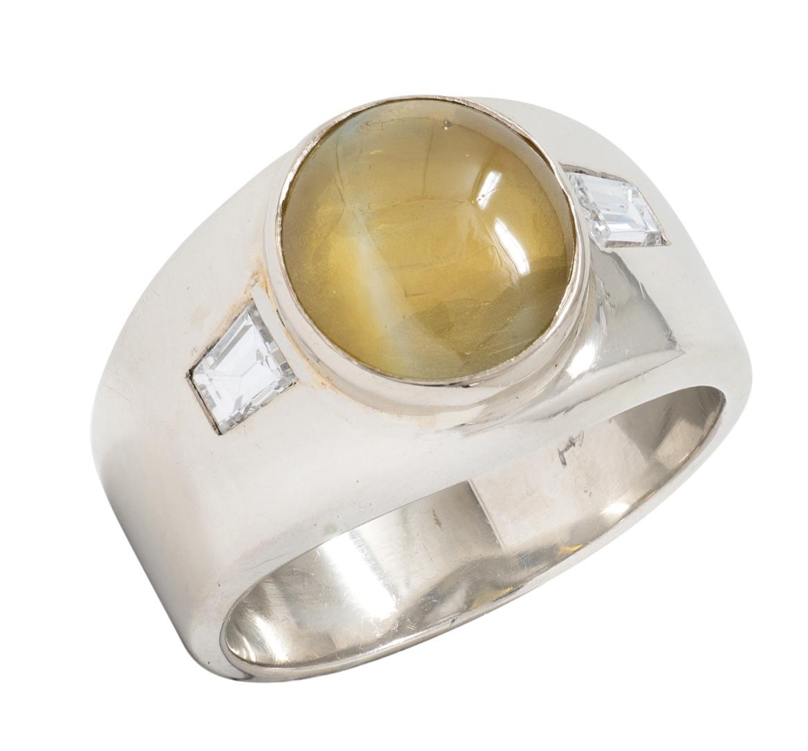 1960's Cat's Eye Chrysoberyl Diamond 14 Karat White Gold Three Unisex Stone Ring